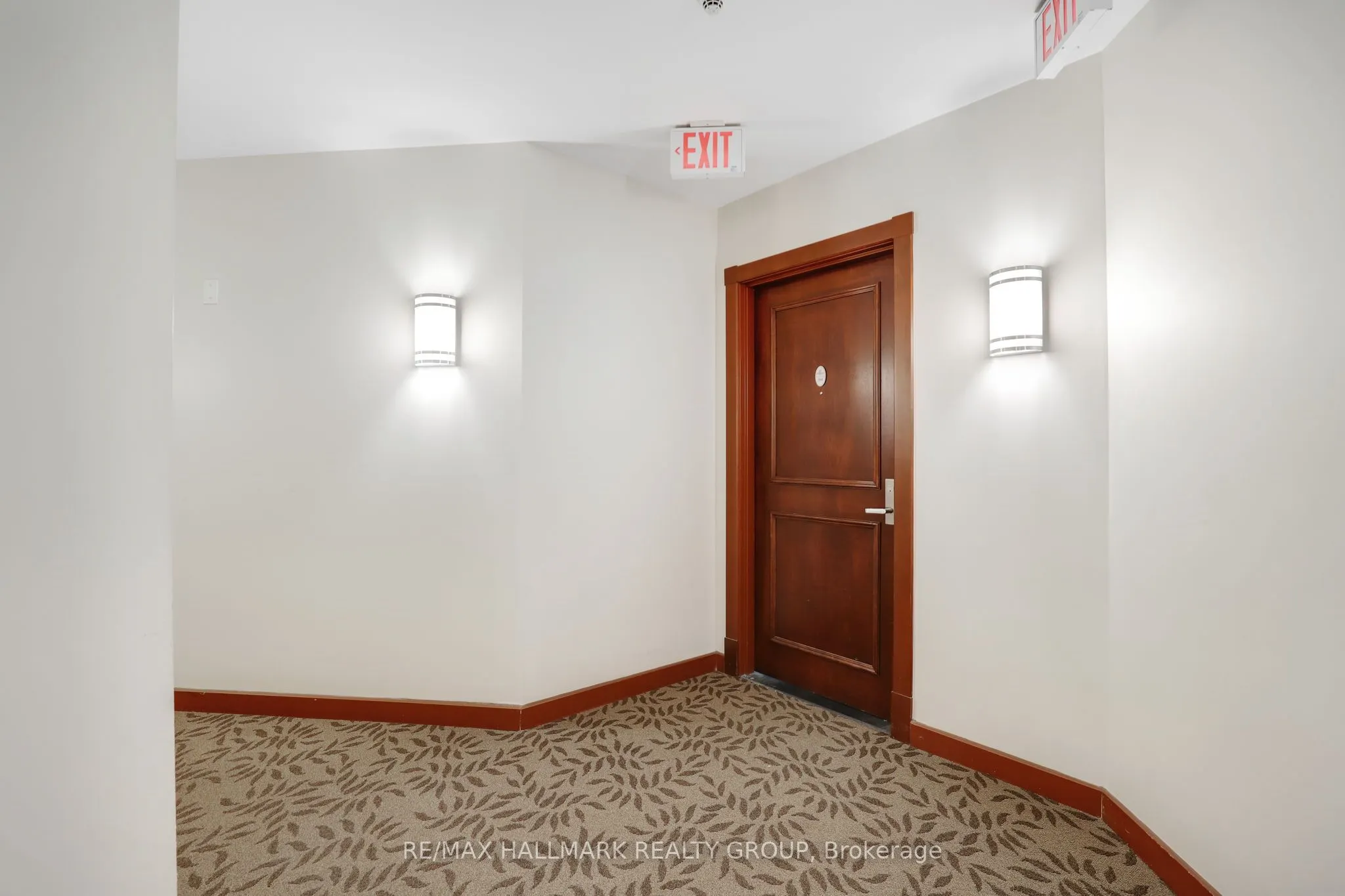 200 Rideau Street, #504