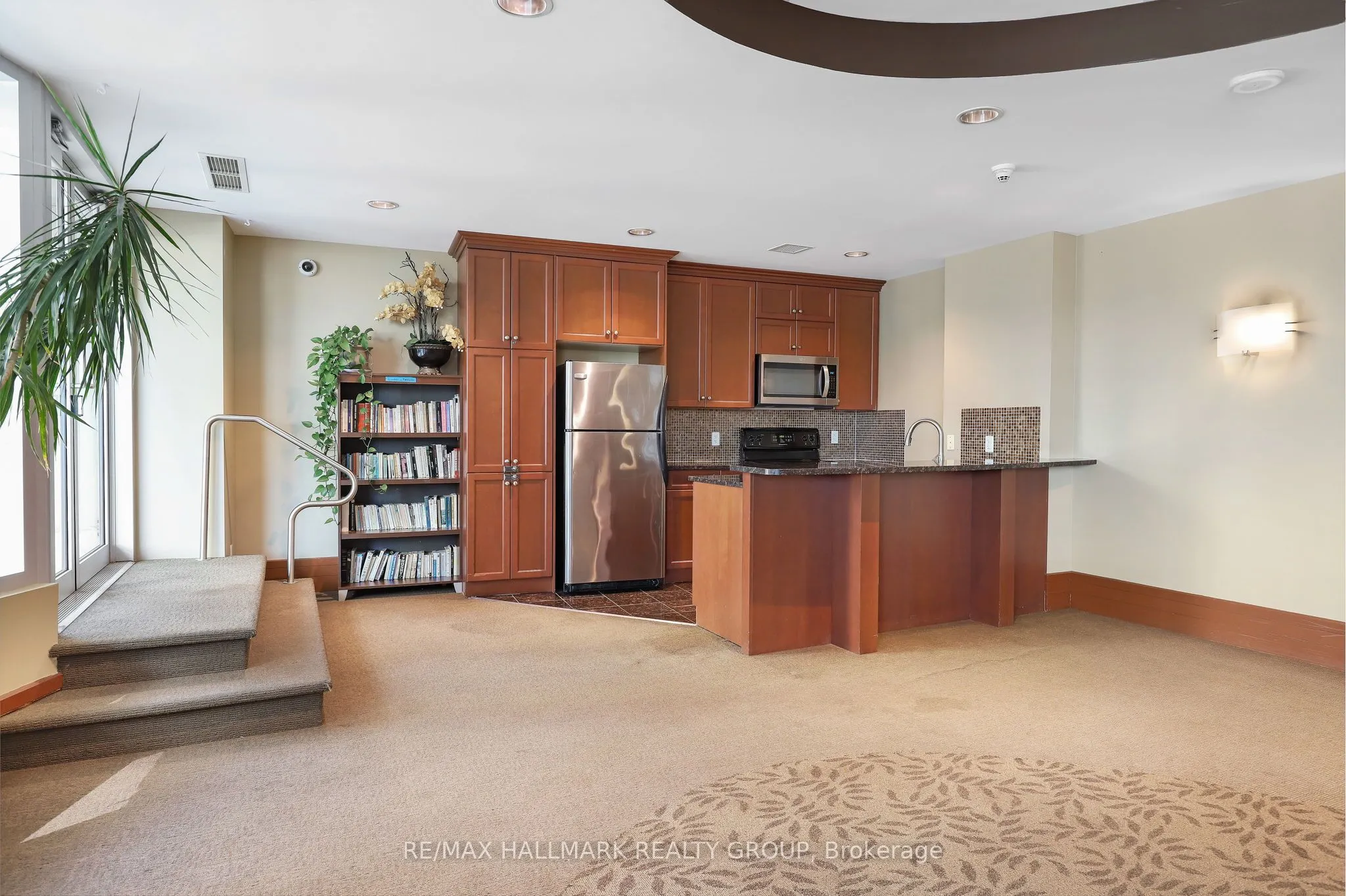 200 Rideau Street, #504