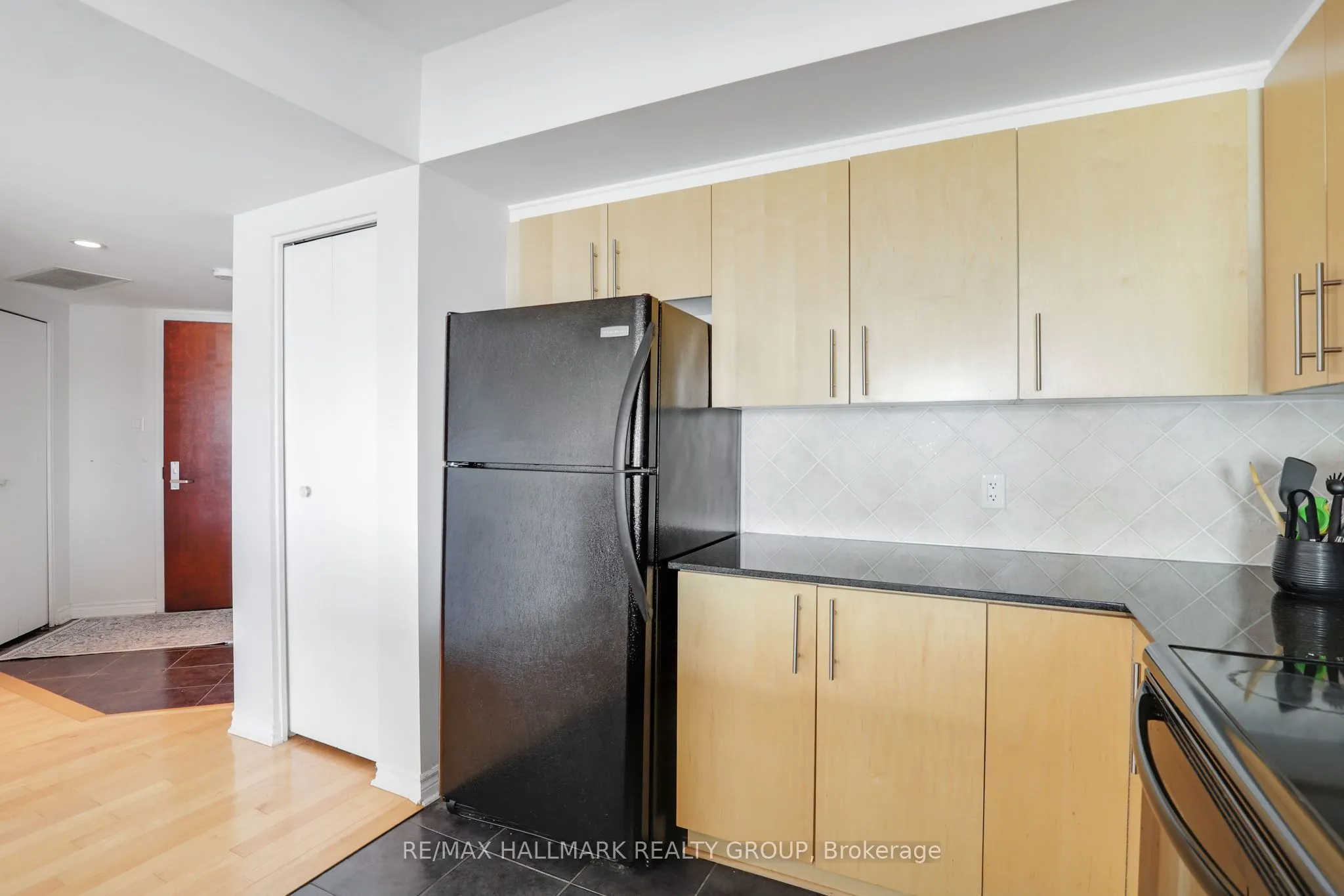 200 Rideau Street, #504