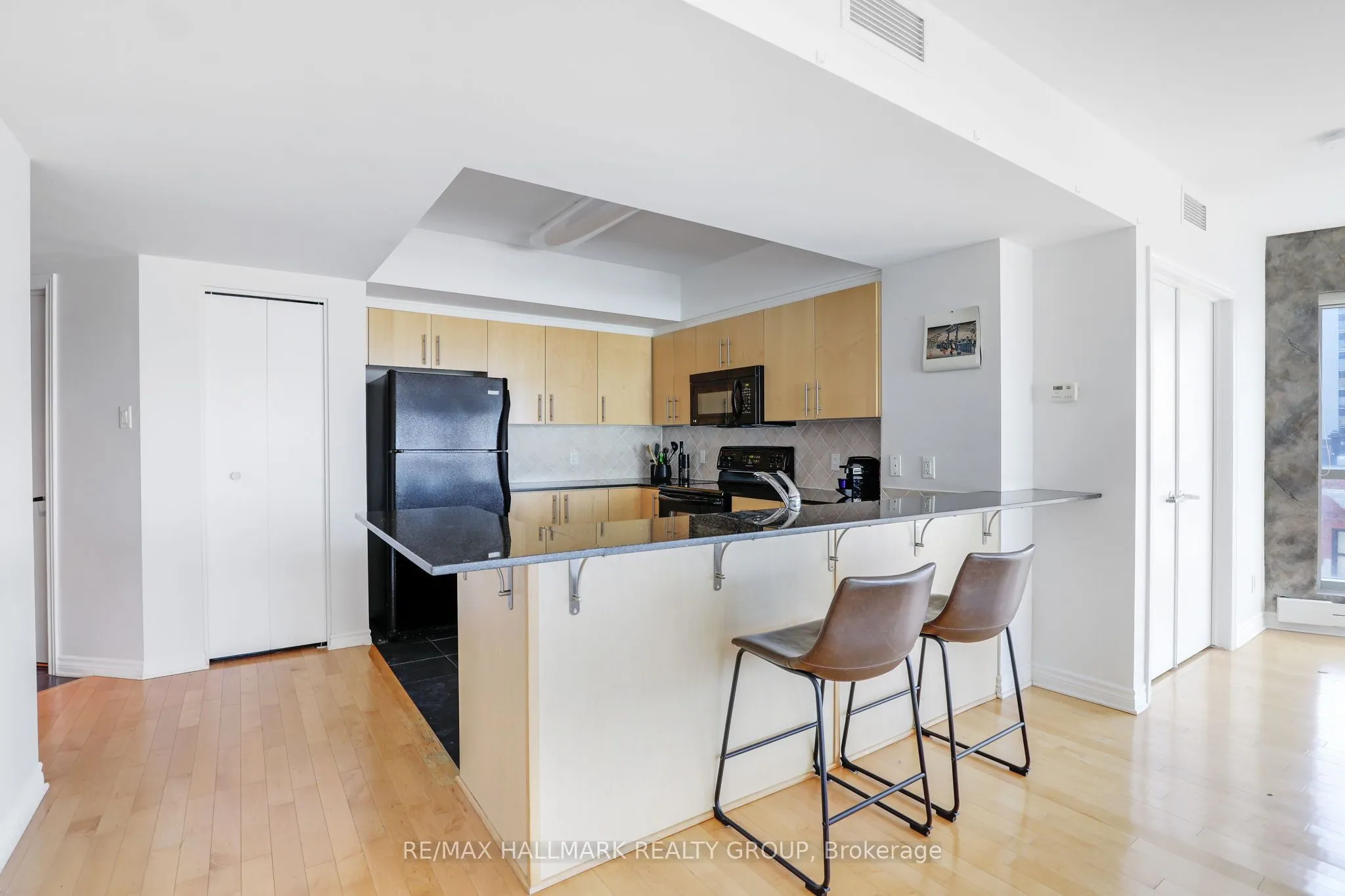 200 Rideau Street, #504