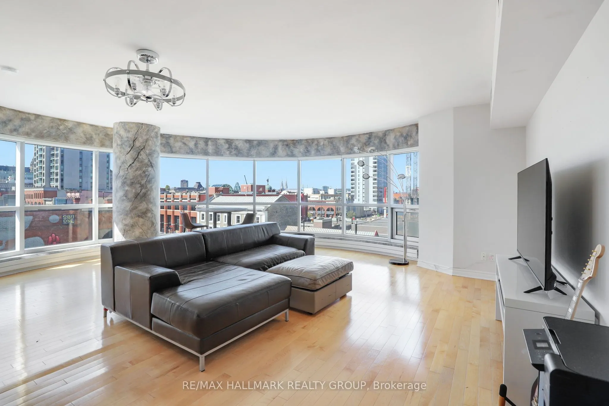 200 Rideau Street, #504