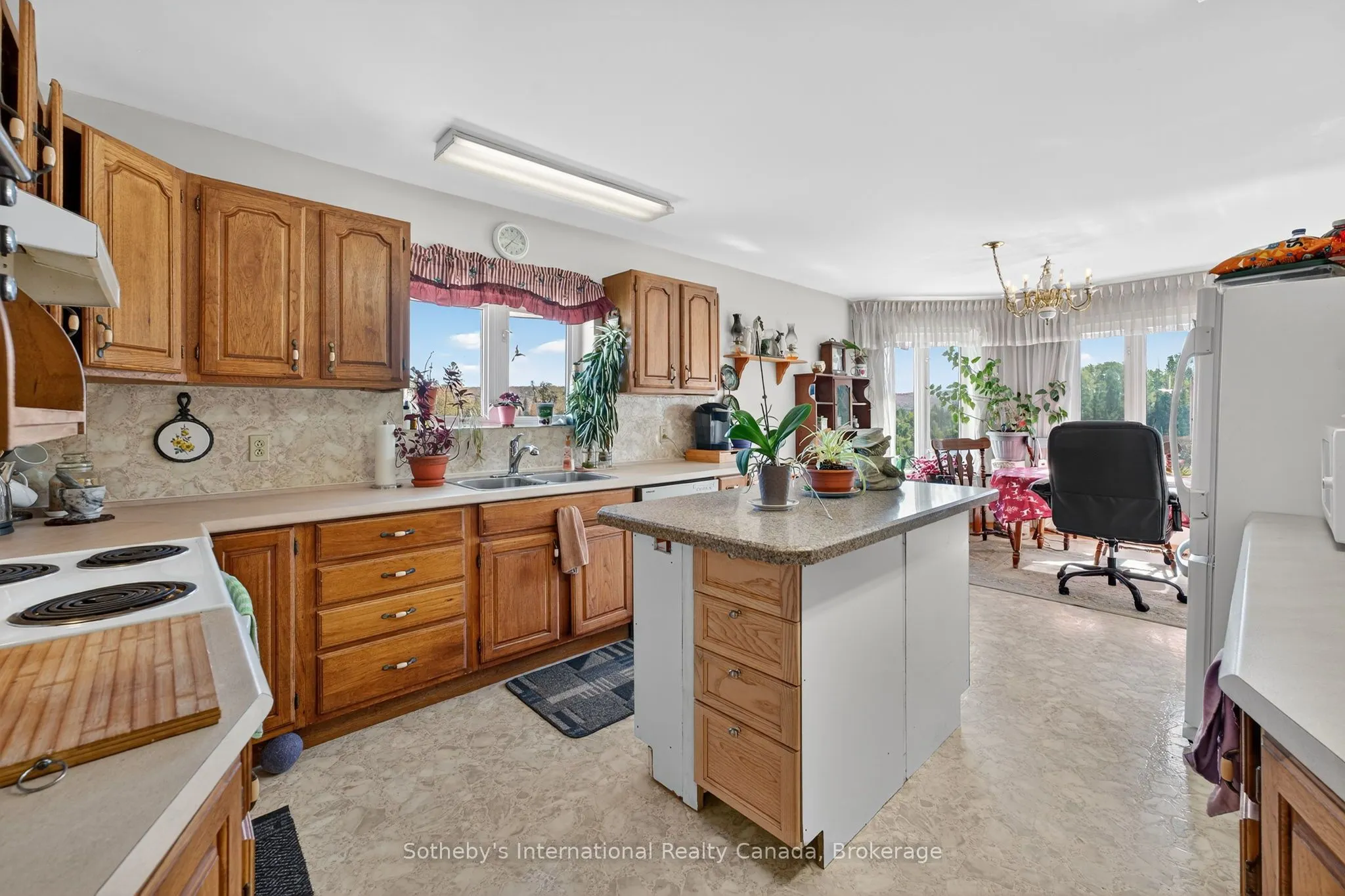 122 McFadden Line