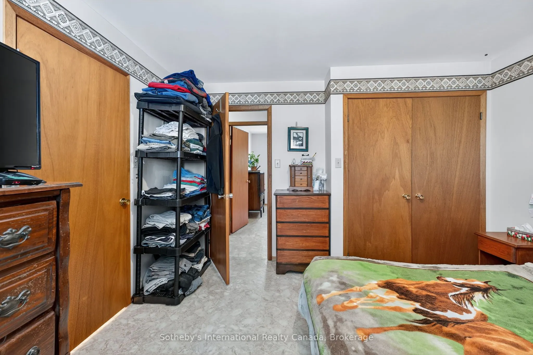 122 McFadden Line