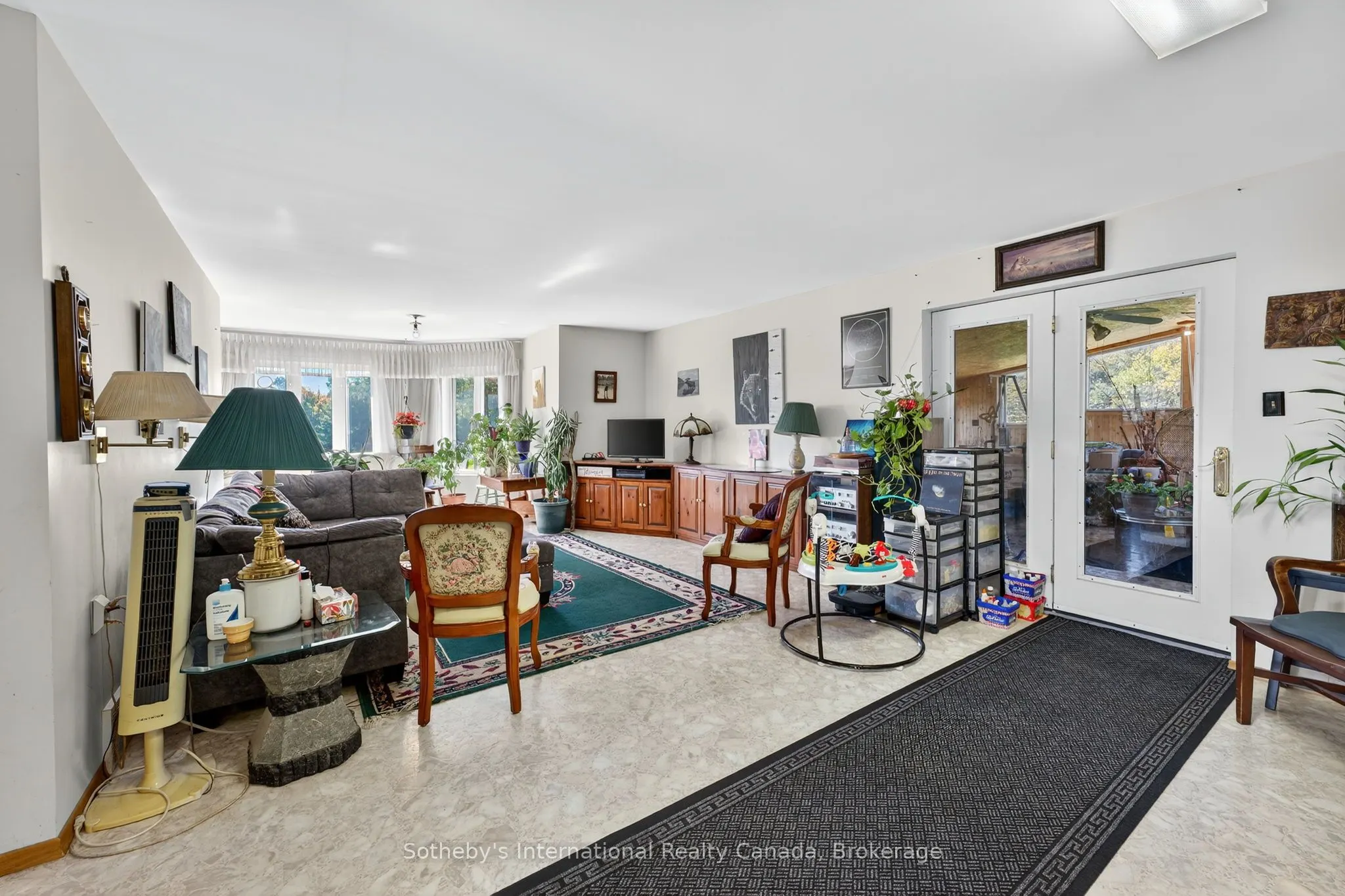 122 McFadden Line