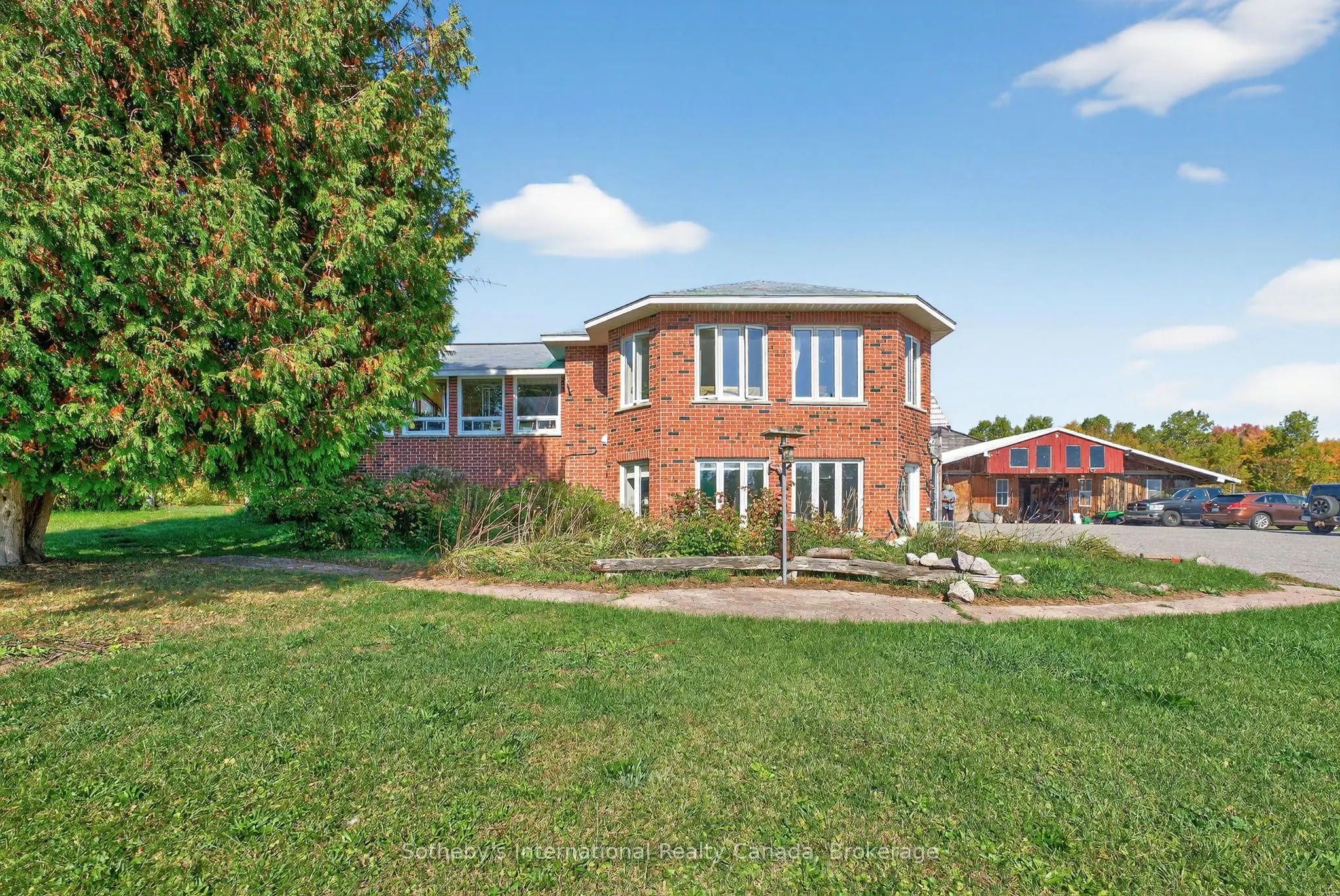 122 McFadden Line