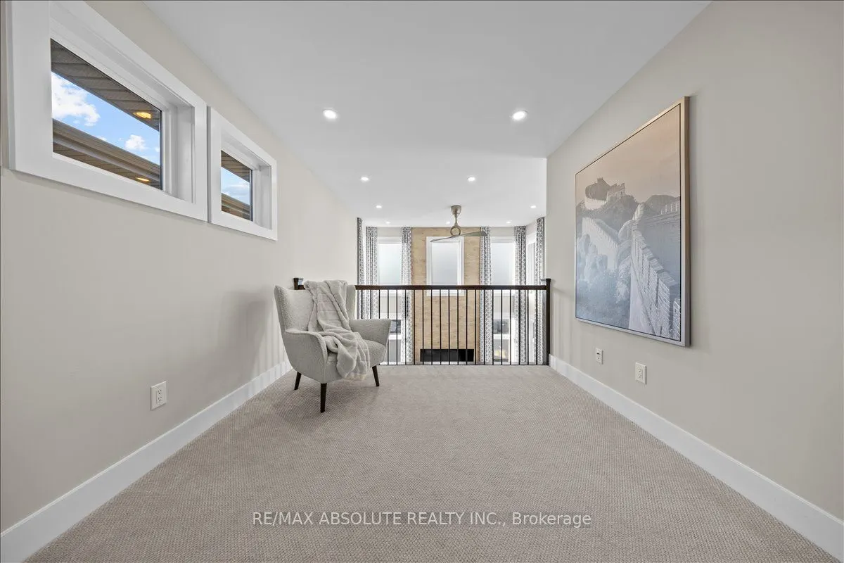 332 Haliburton Heights