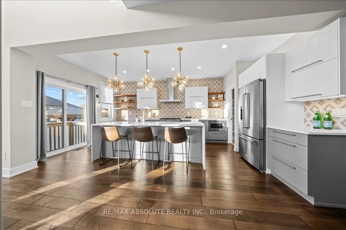 332 Haliburton Heights
