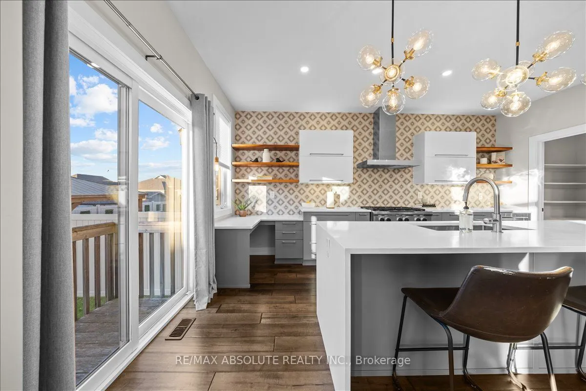 332 Haliburton Heights