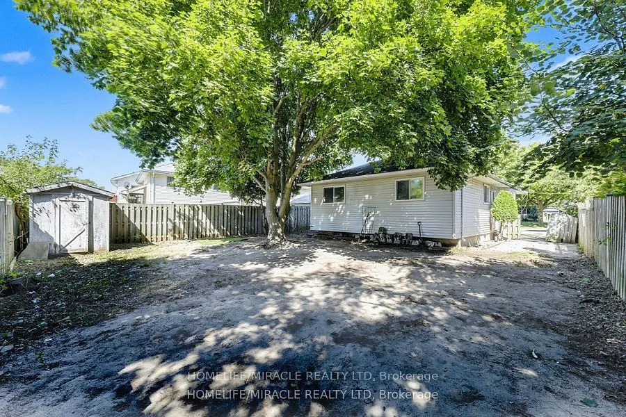 291 Portsmouth Crescent E