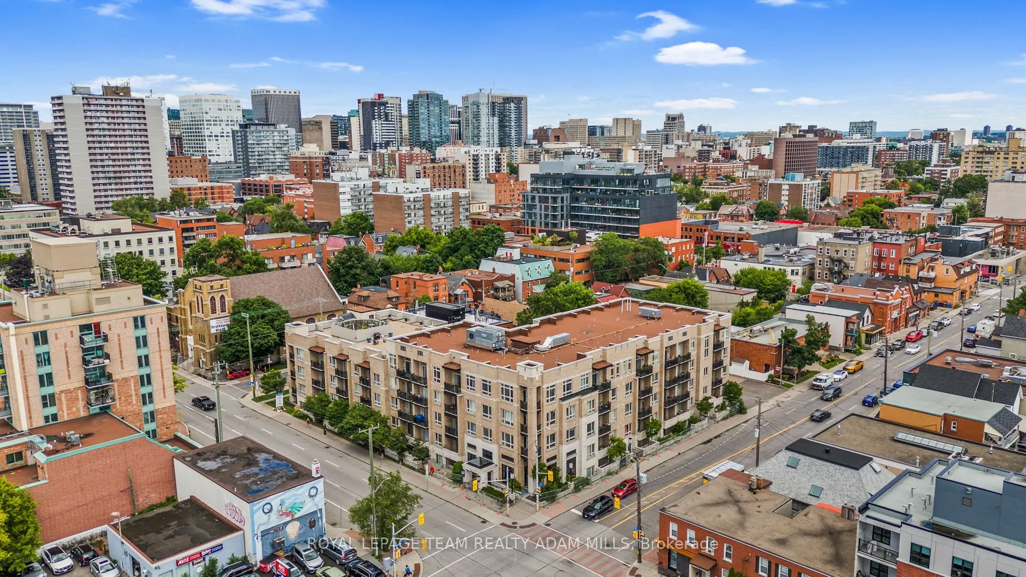 429 Kent Street, #408