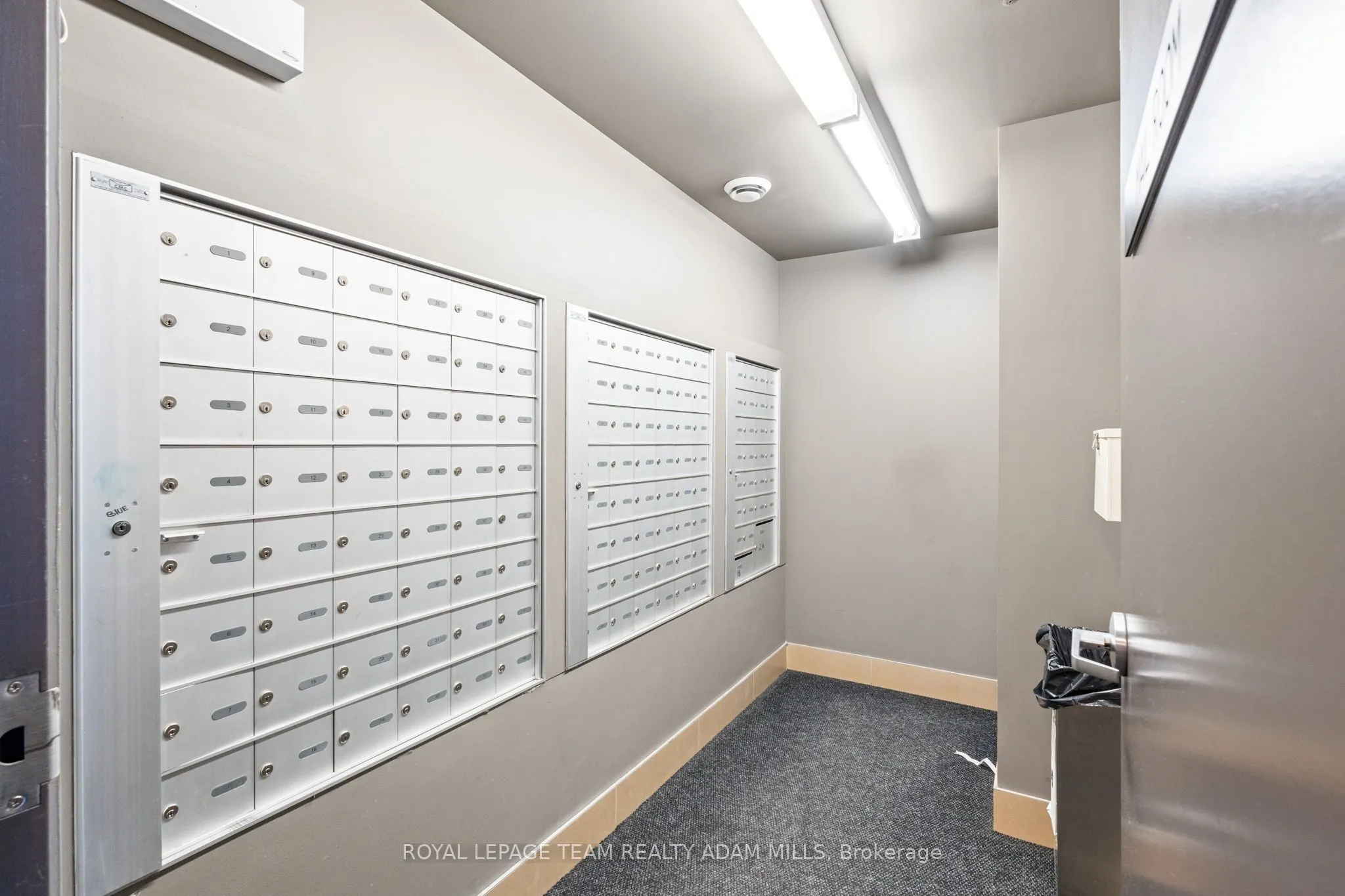 429 Kent Street, #408