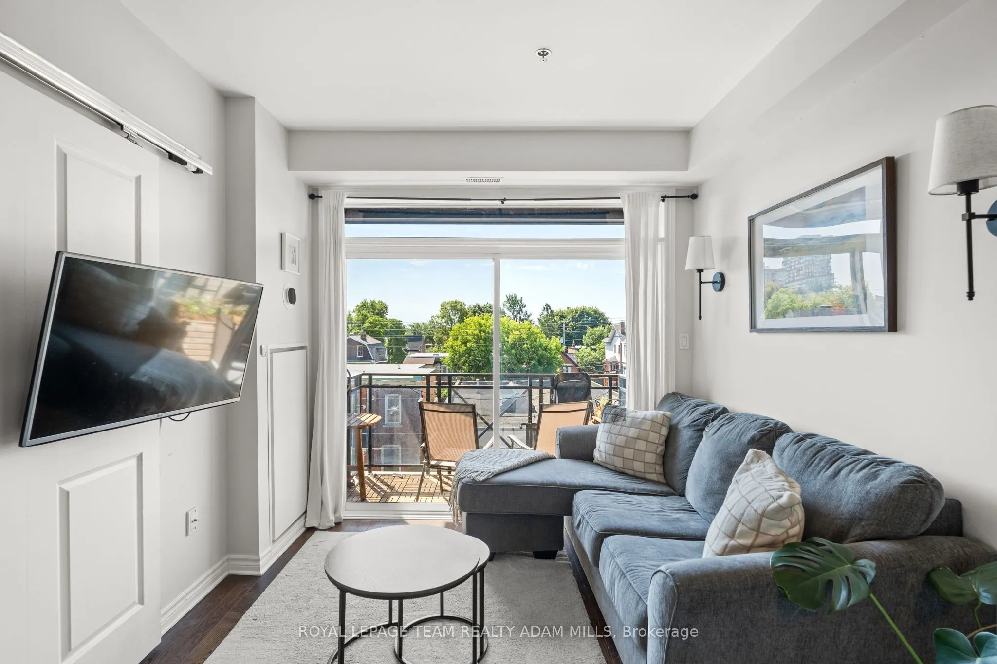429 Kent Street, #408
