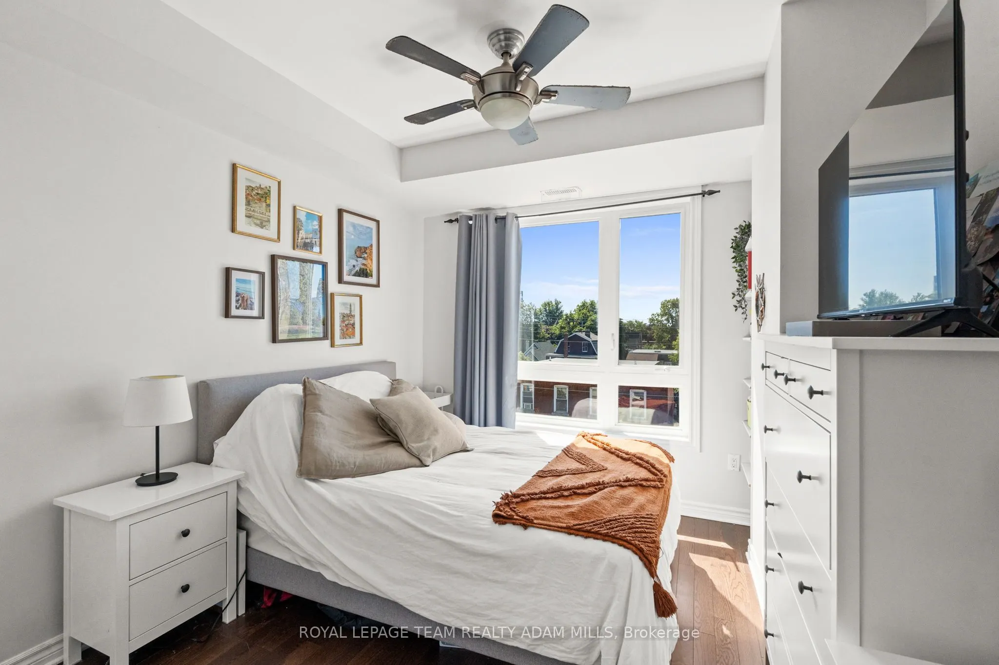 429 Kent Street, #408