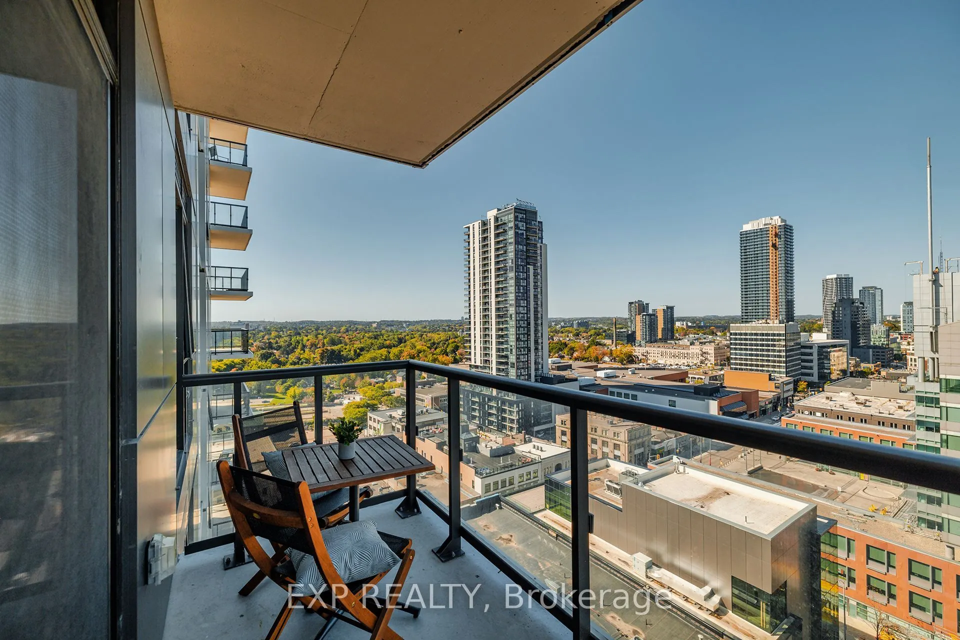 55 DUKE Street W, #1401
