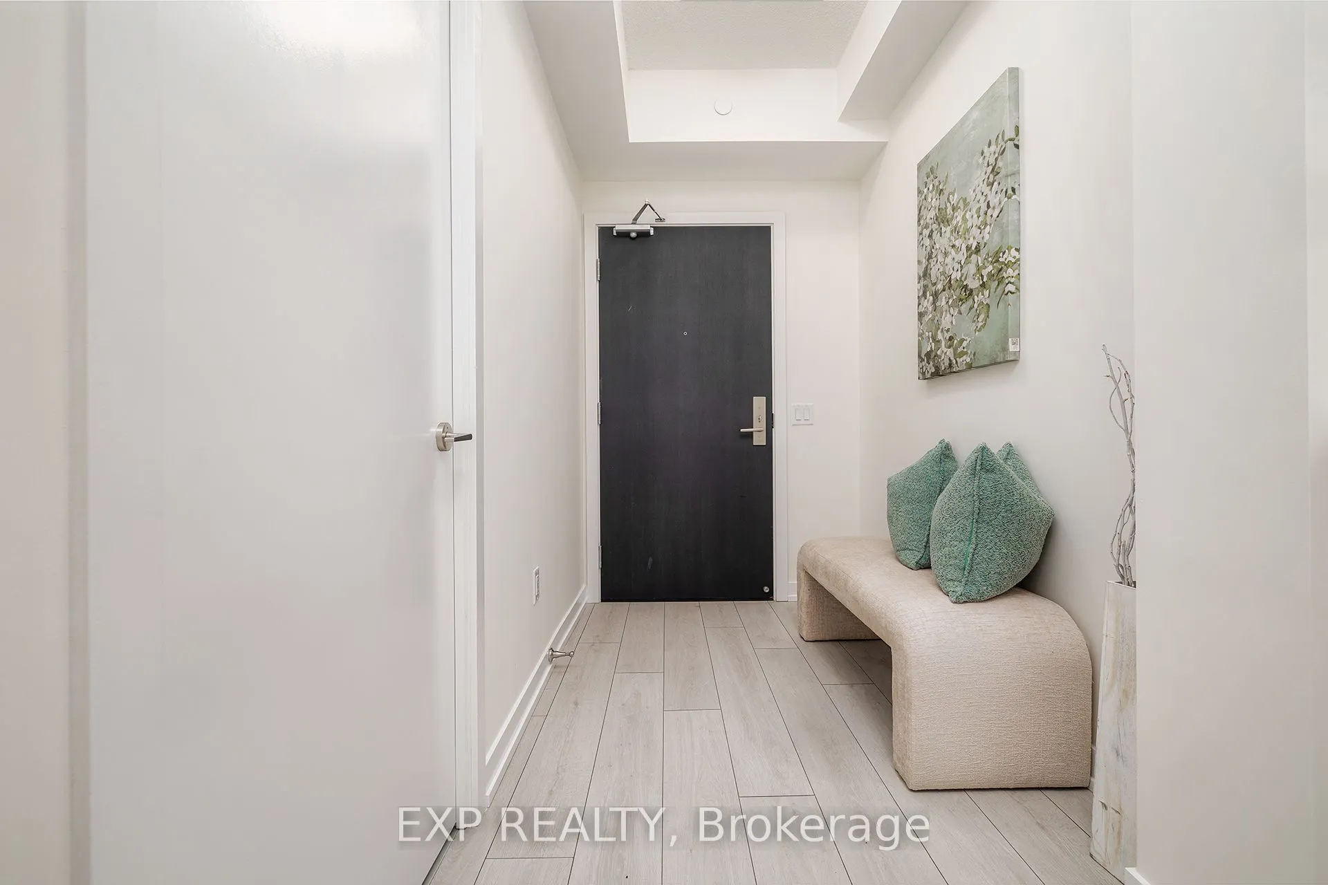 55 DUKE Street W, #1401