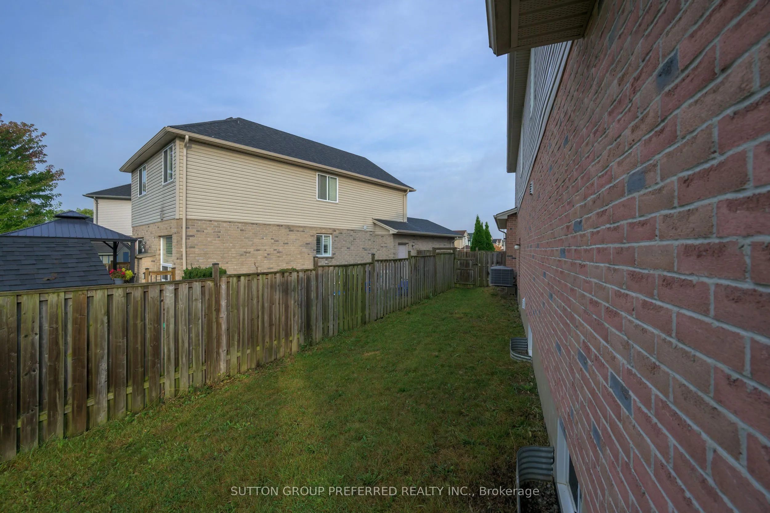 1605 Mickleborough Court