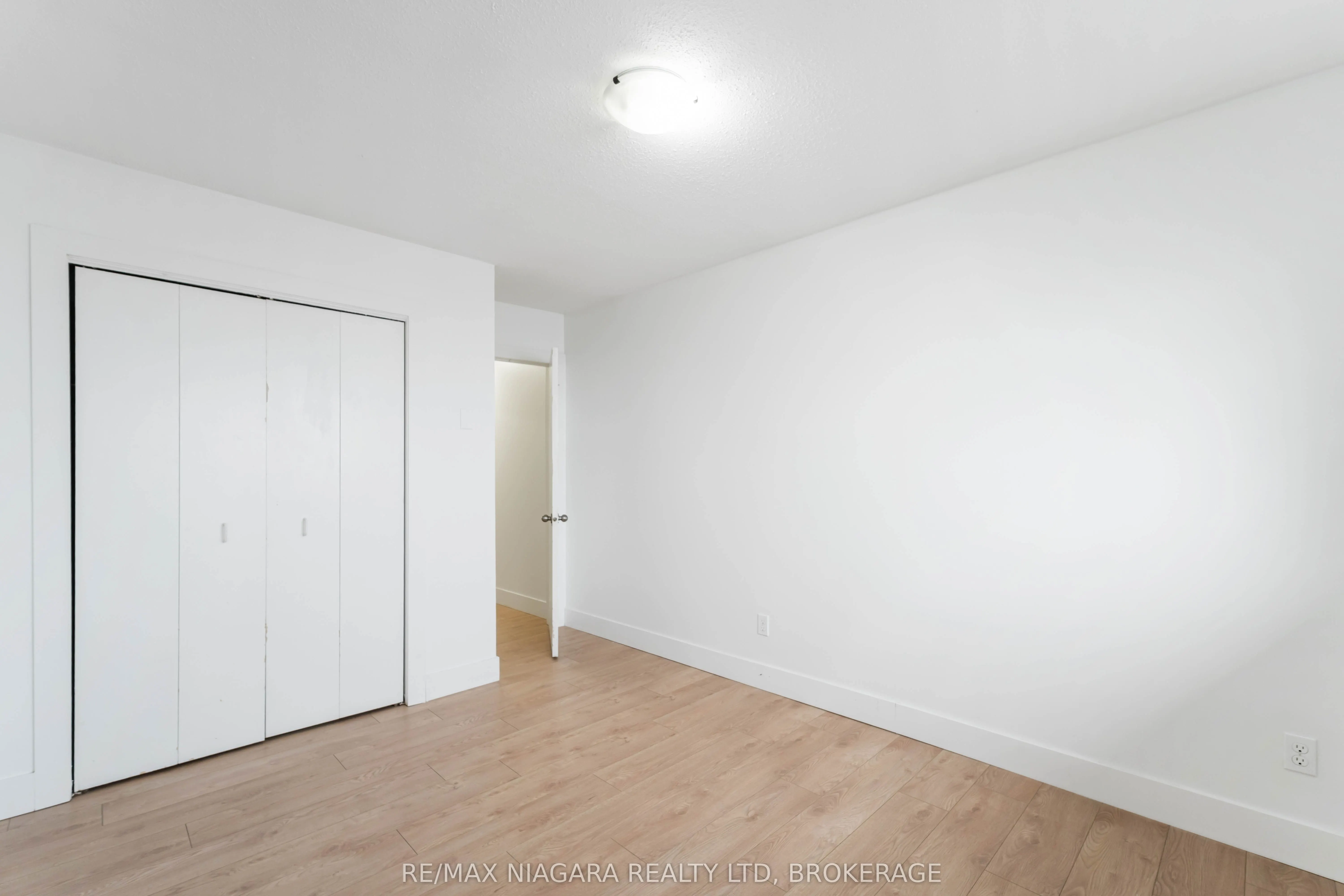 100 Brownleigh Avenue, #112