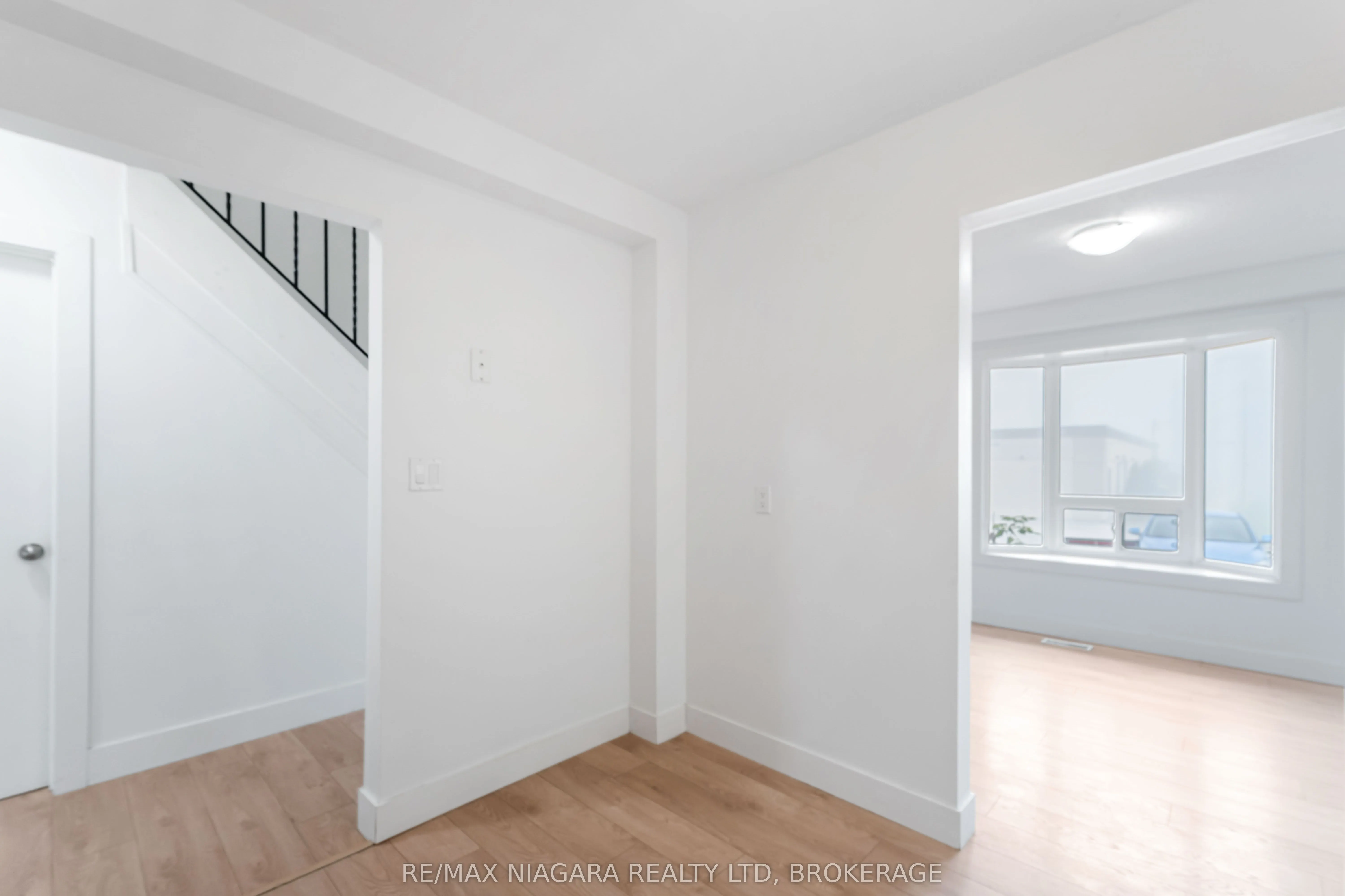 100 Brownleigh Avenue, #112