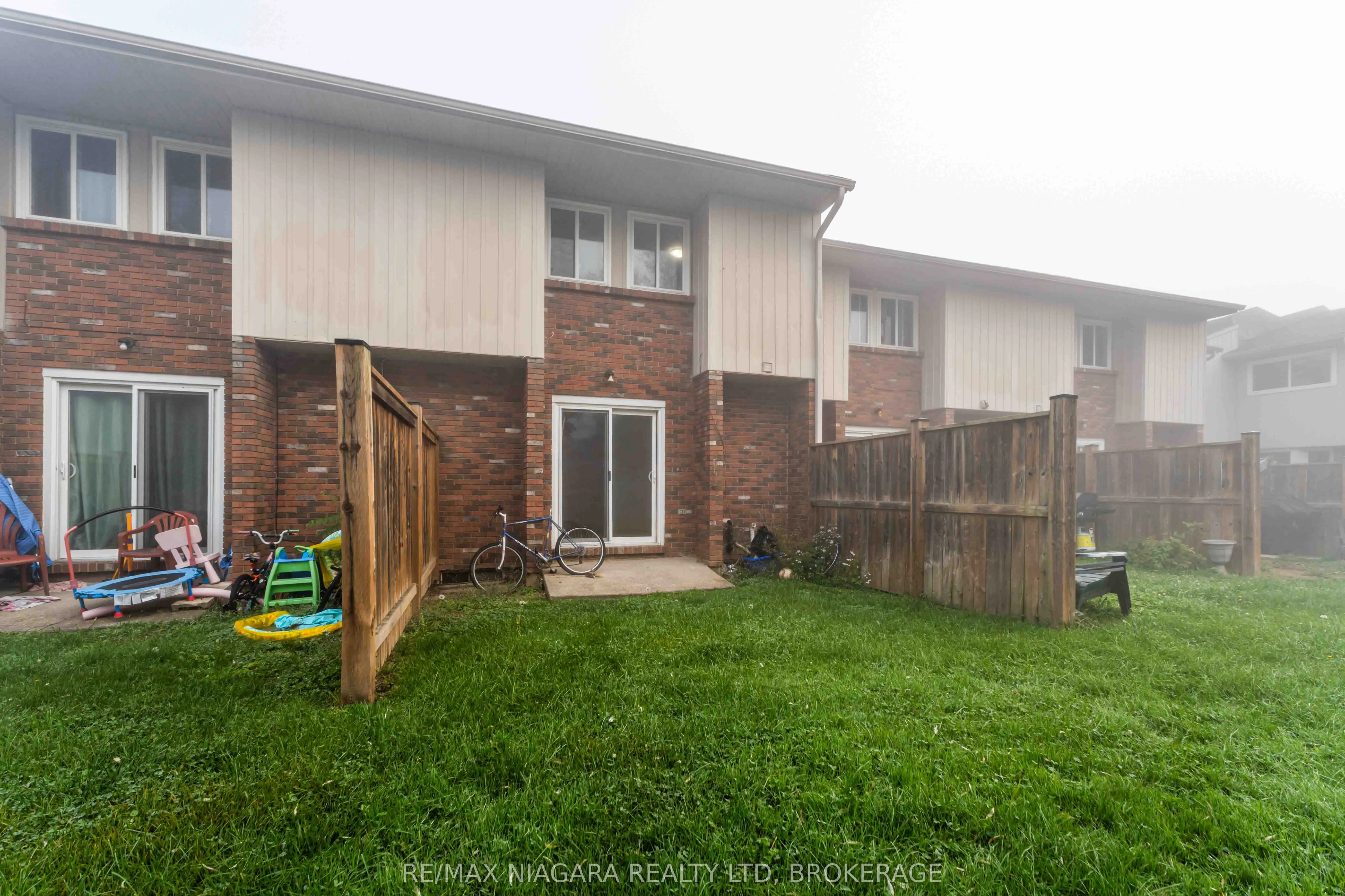 100 Brownleigh Avenue, #112