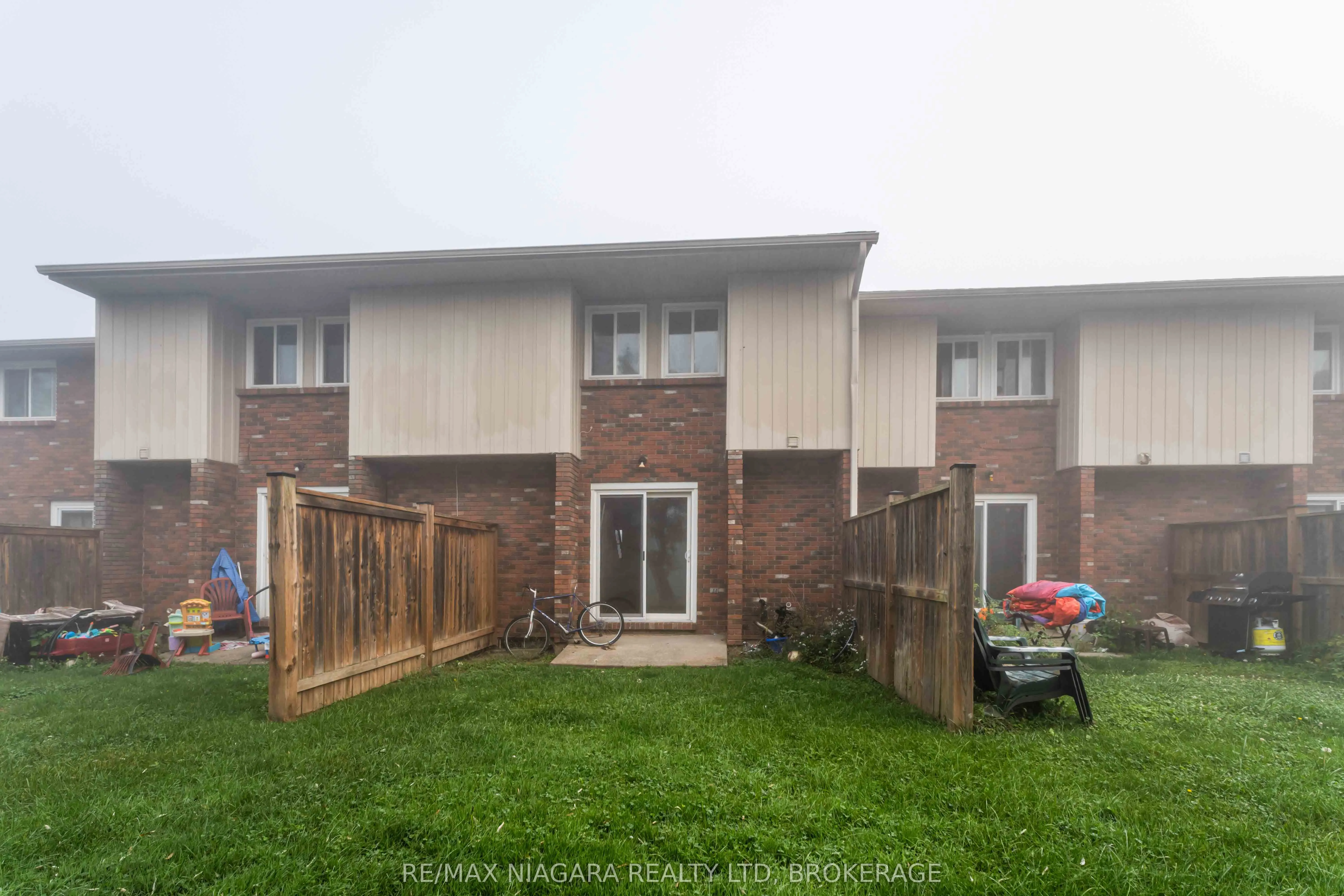 100 Brownleigh Avenue, #112