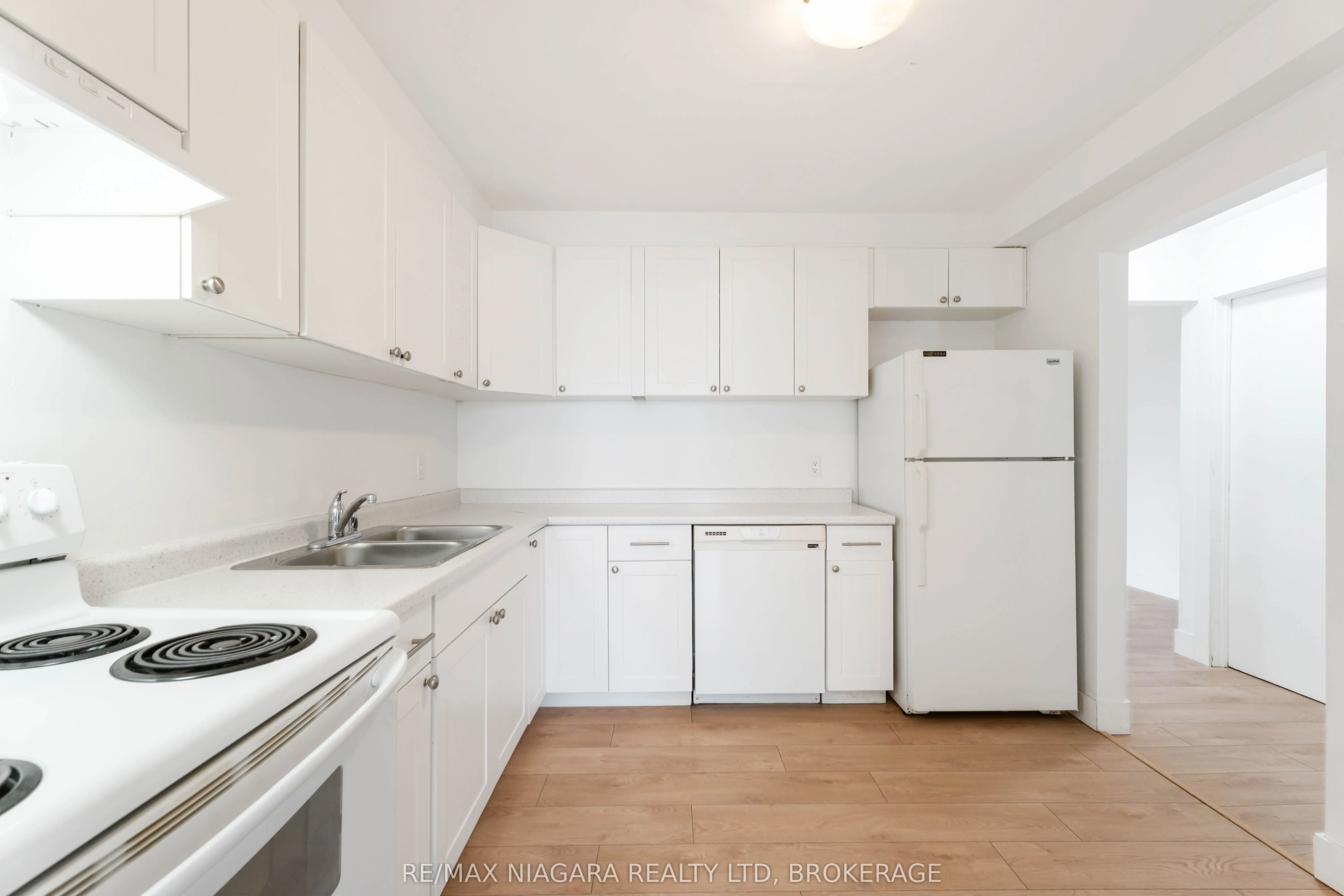 100 Brownleigh Avenue, #112