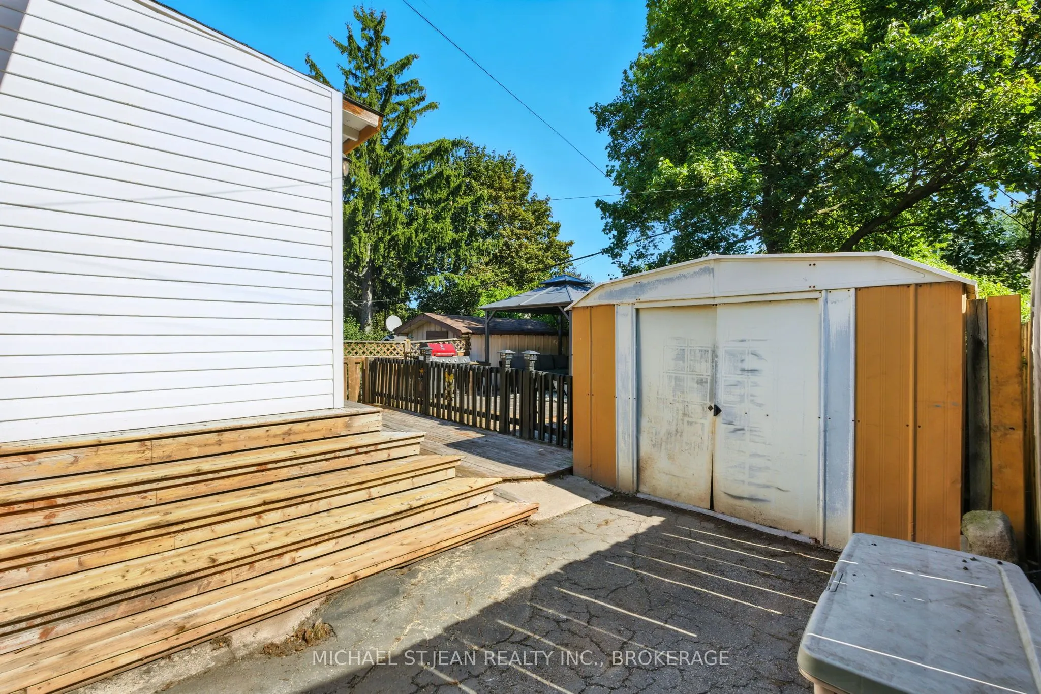 313 Graham Avenue S