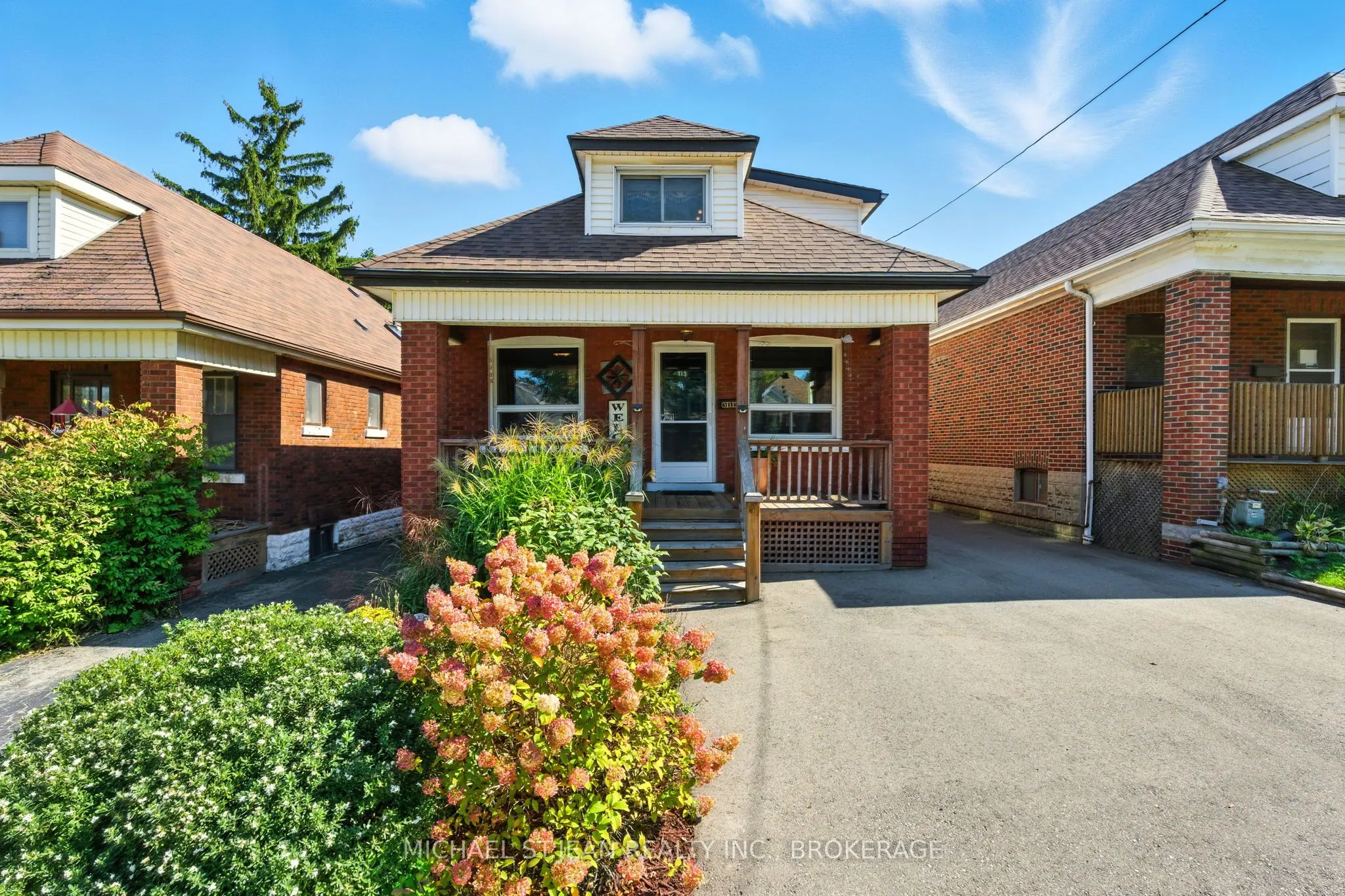313 Graham Avenue S