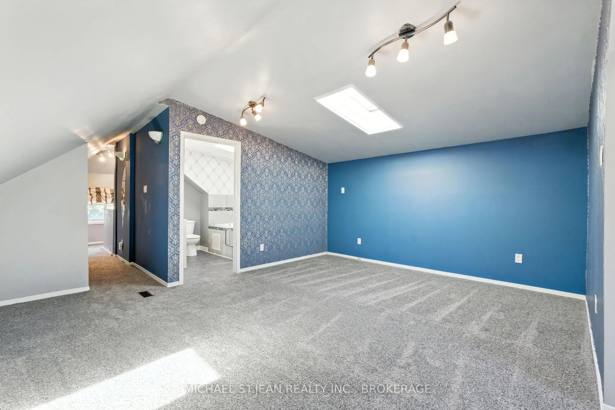 313 Graham Avenue S