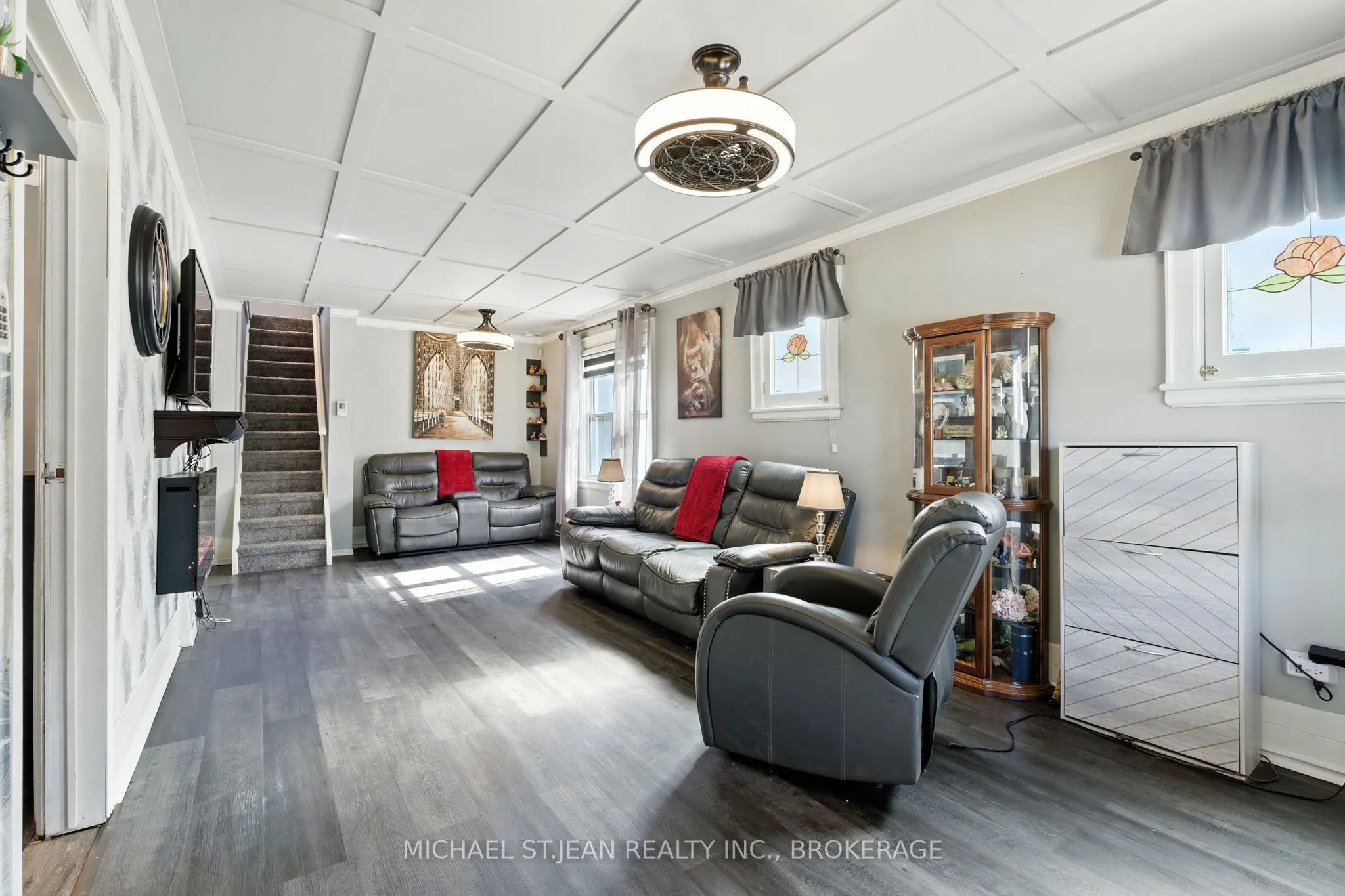 313 Graham Avenue S