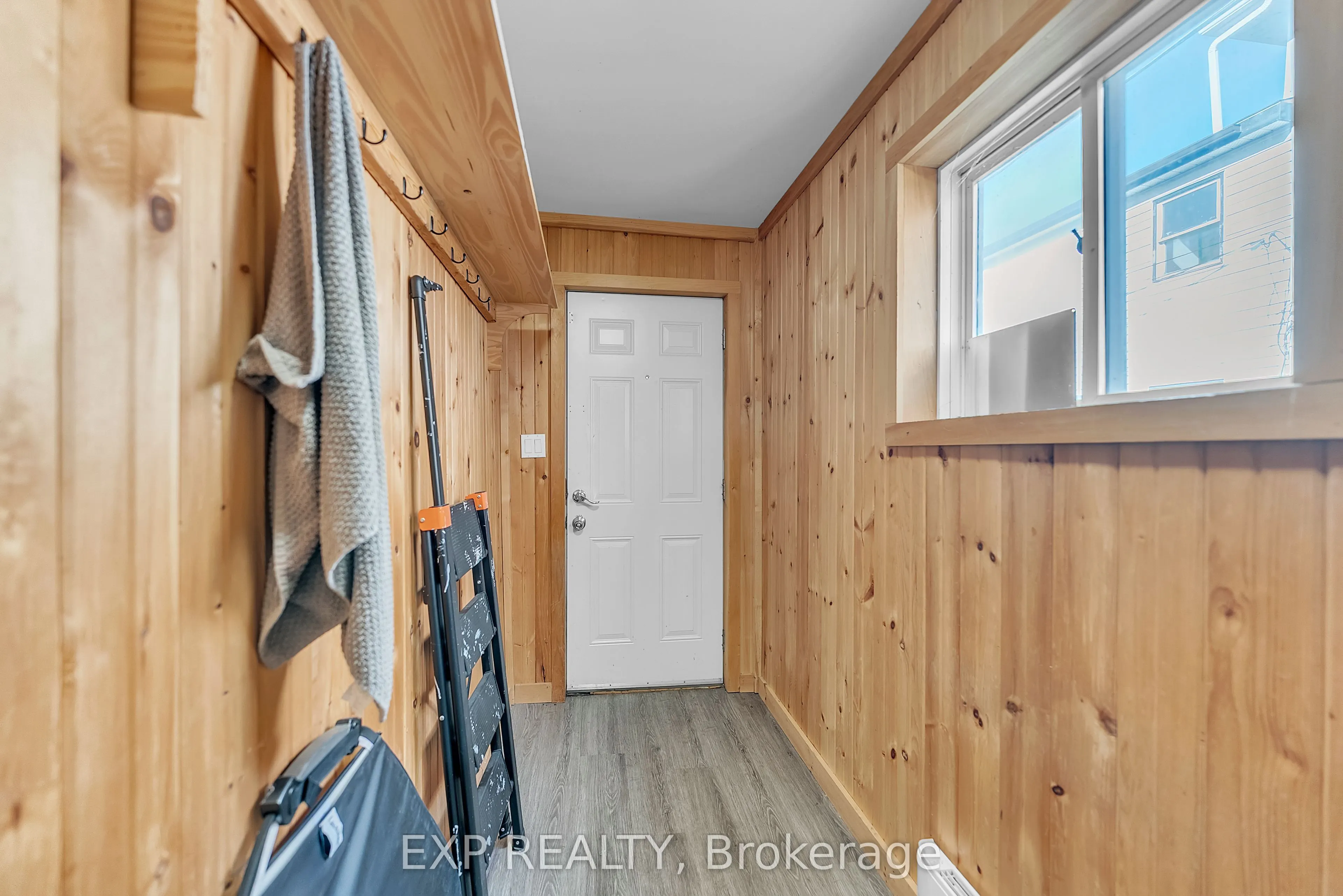 130 John Street S