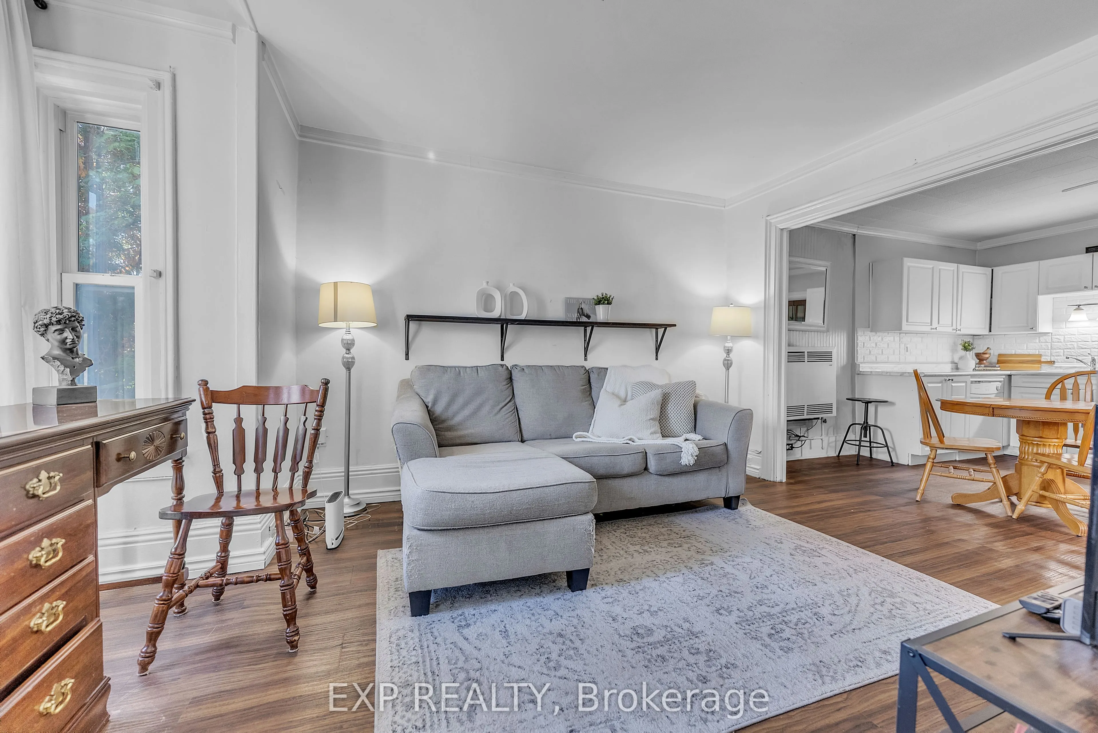 130 John Street S