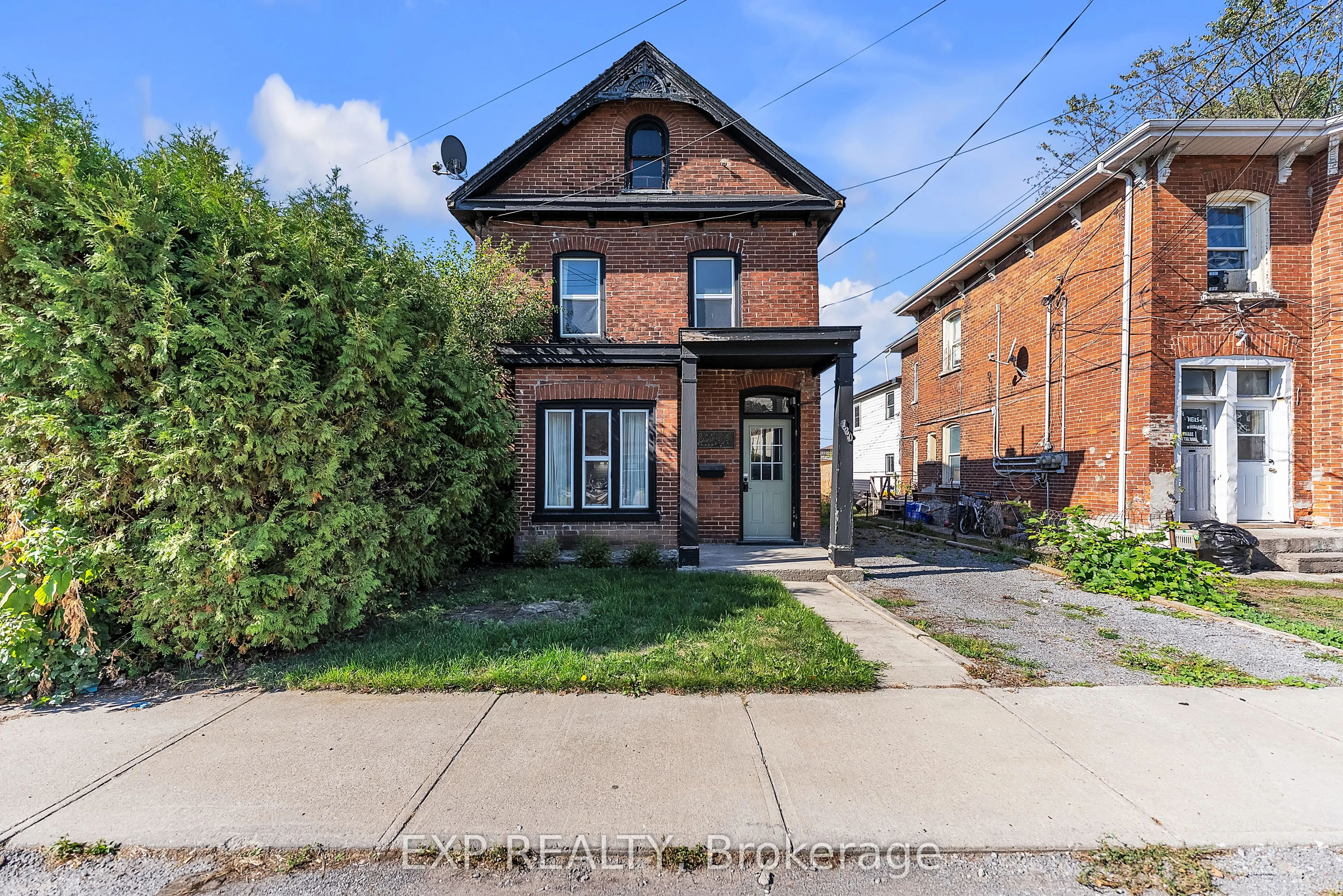 130 John Street S