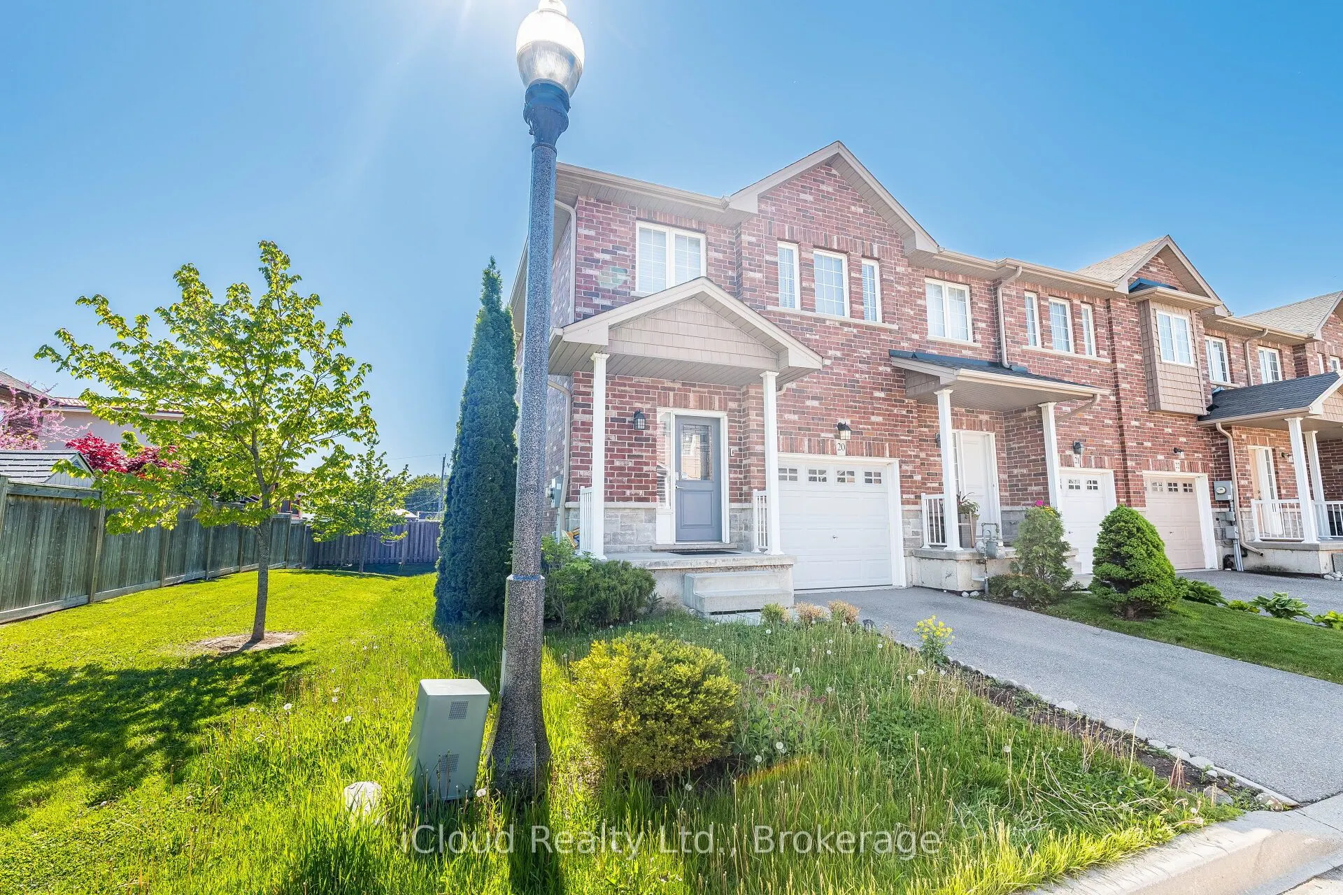 45 Seabreeze Crescent, #20