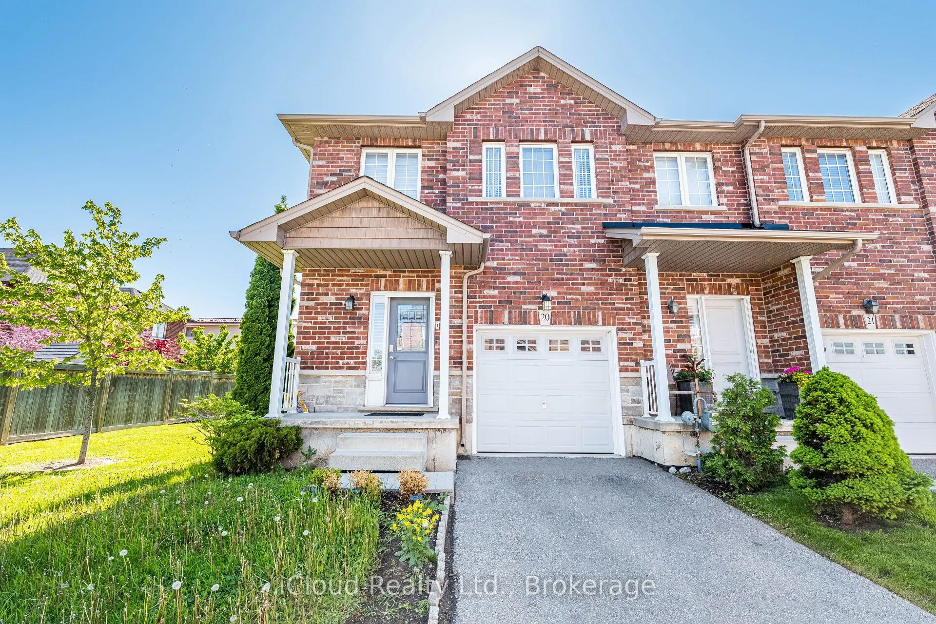 45 Seabreeze Crescent, #20