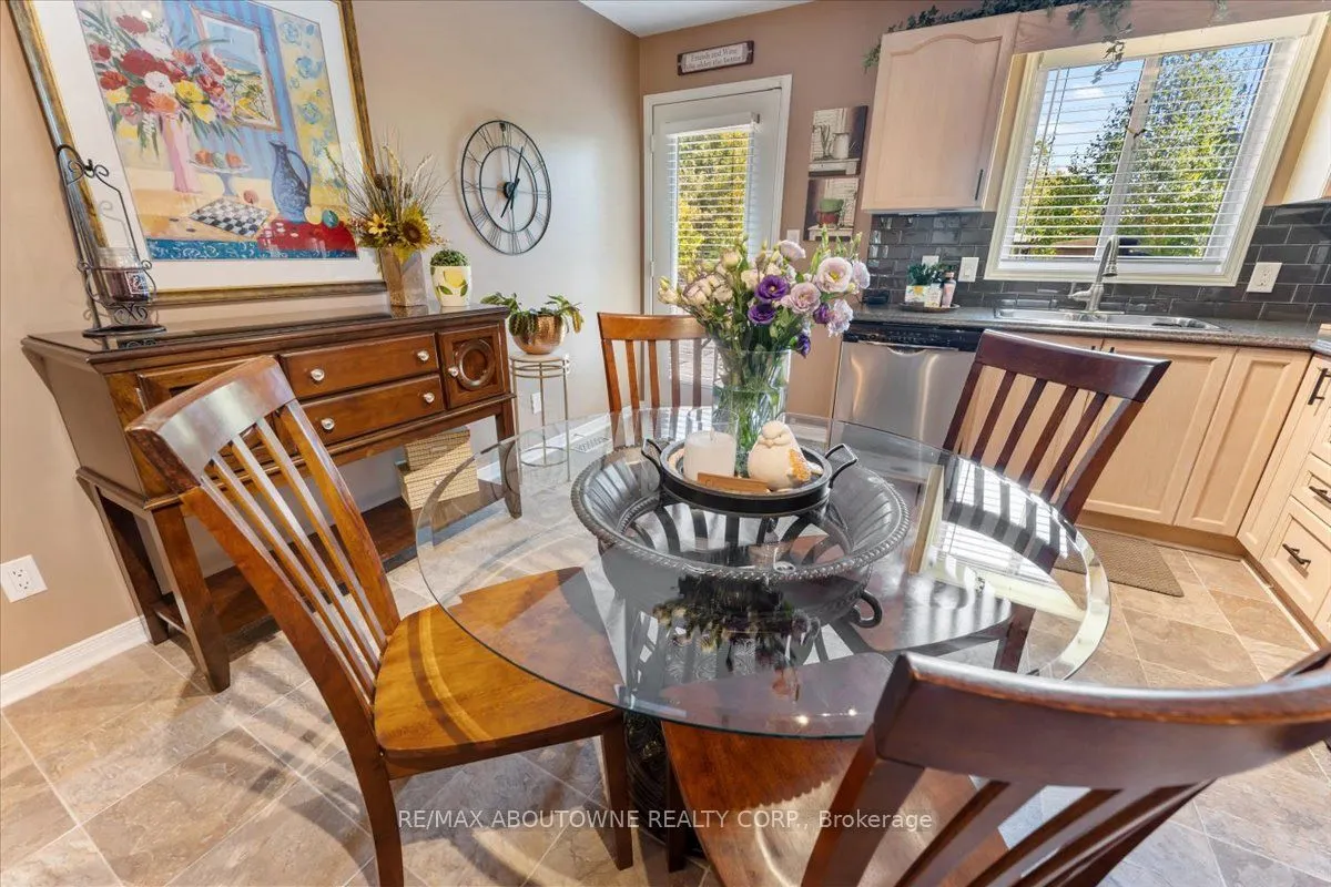 191 Autumn Crescent