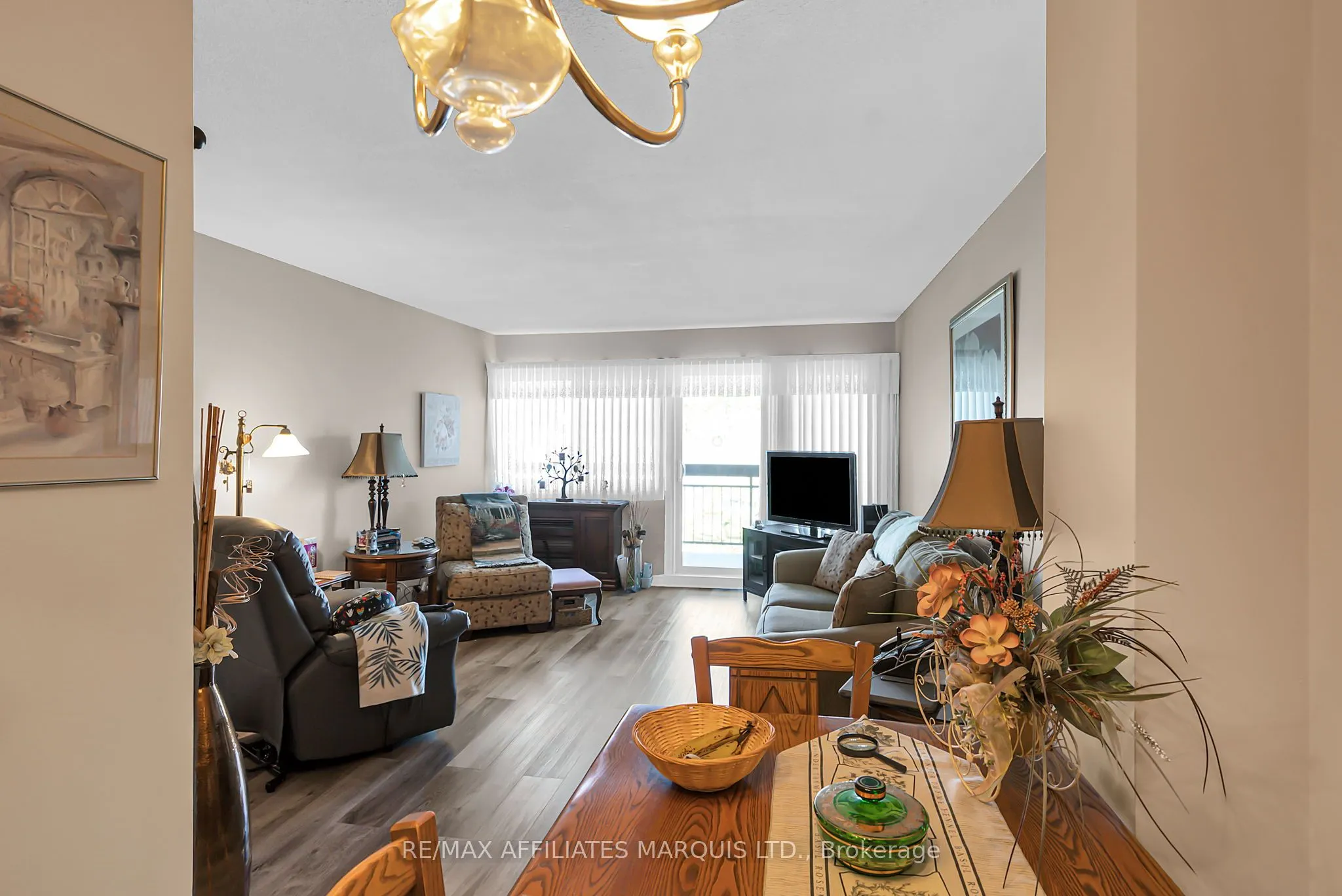 308 Second Street E, #302
