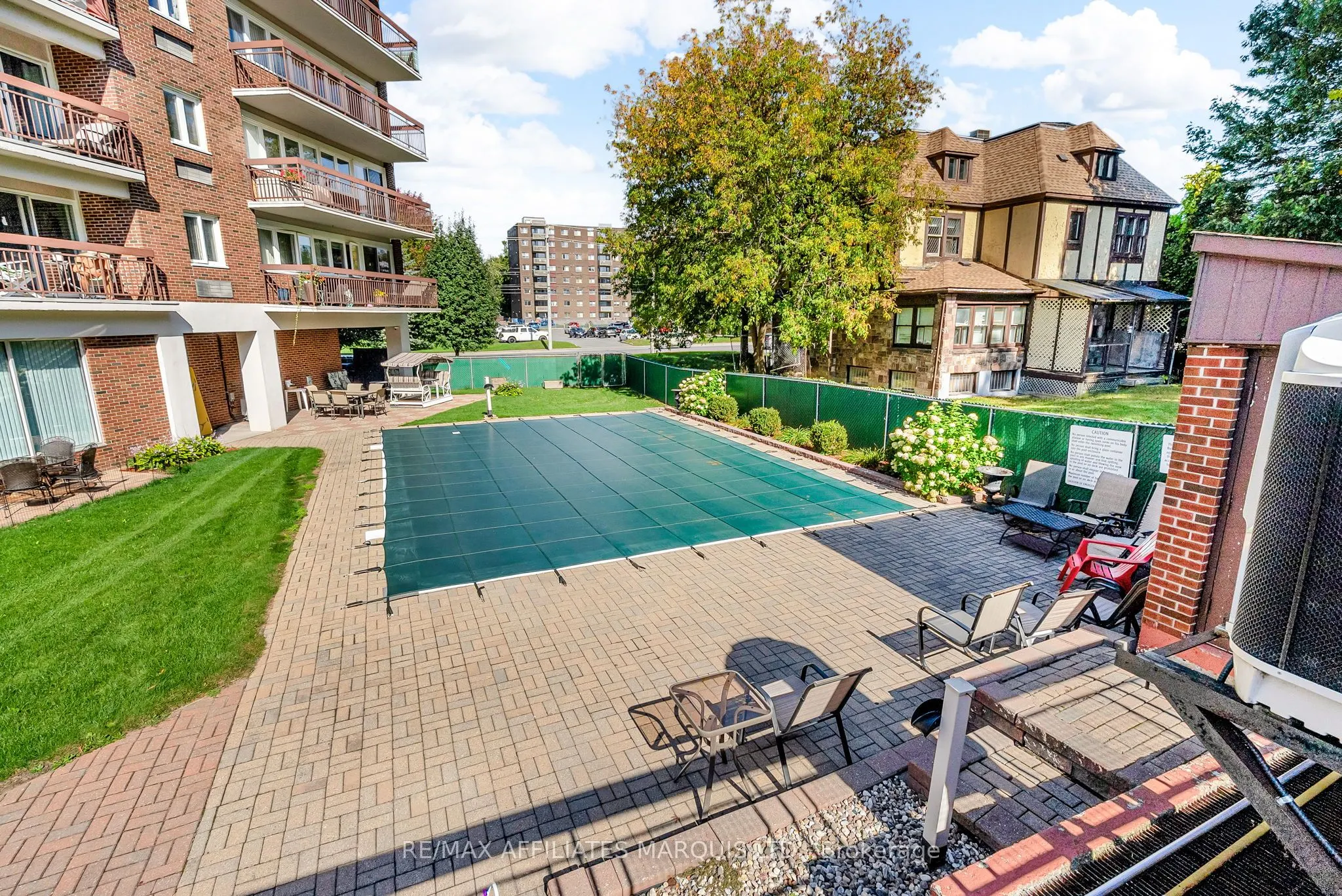 308 Second Street E, #302
