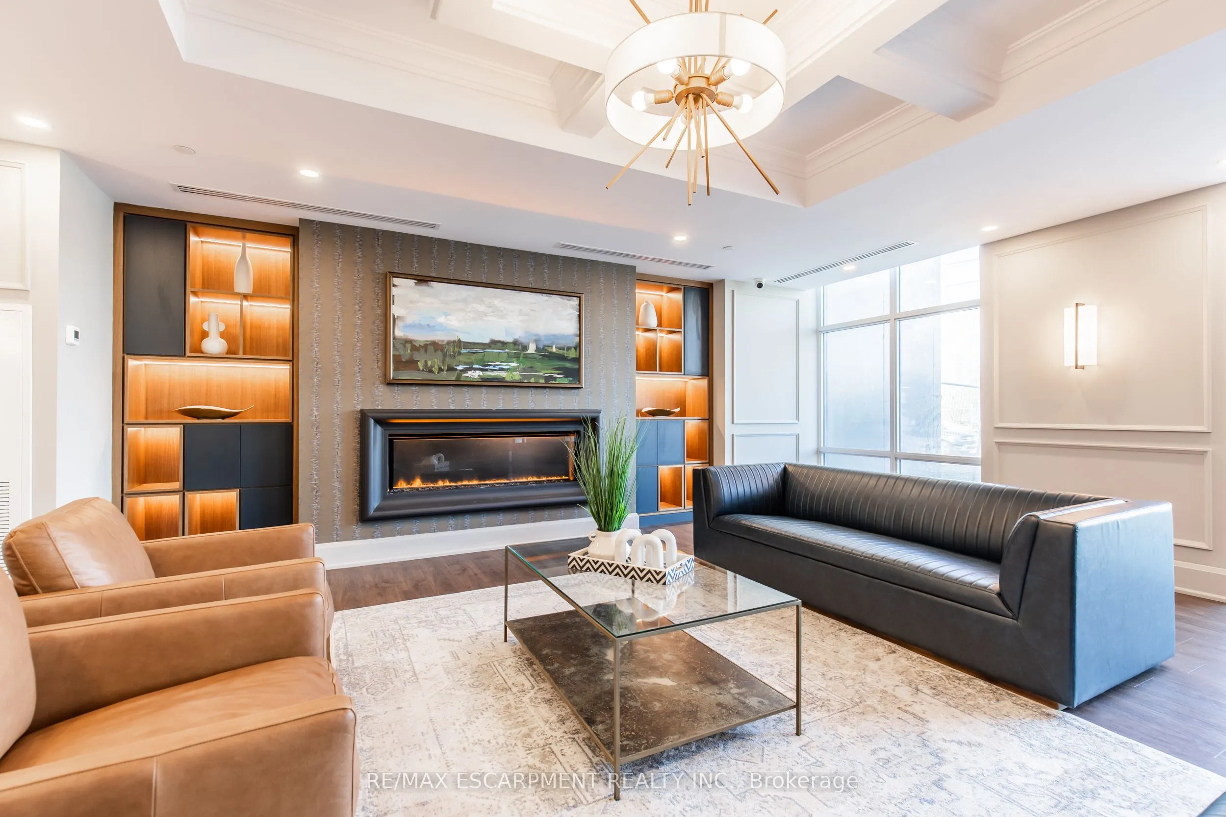450 Dundas Street, #326