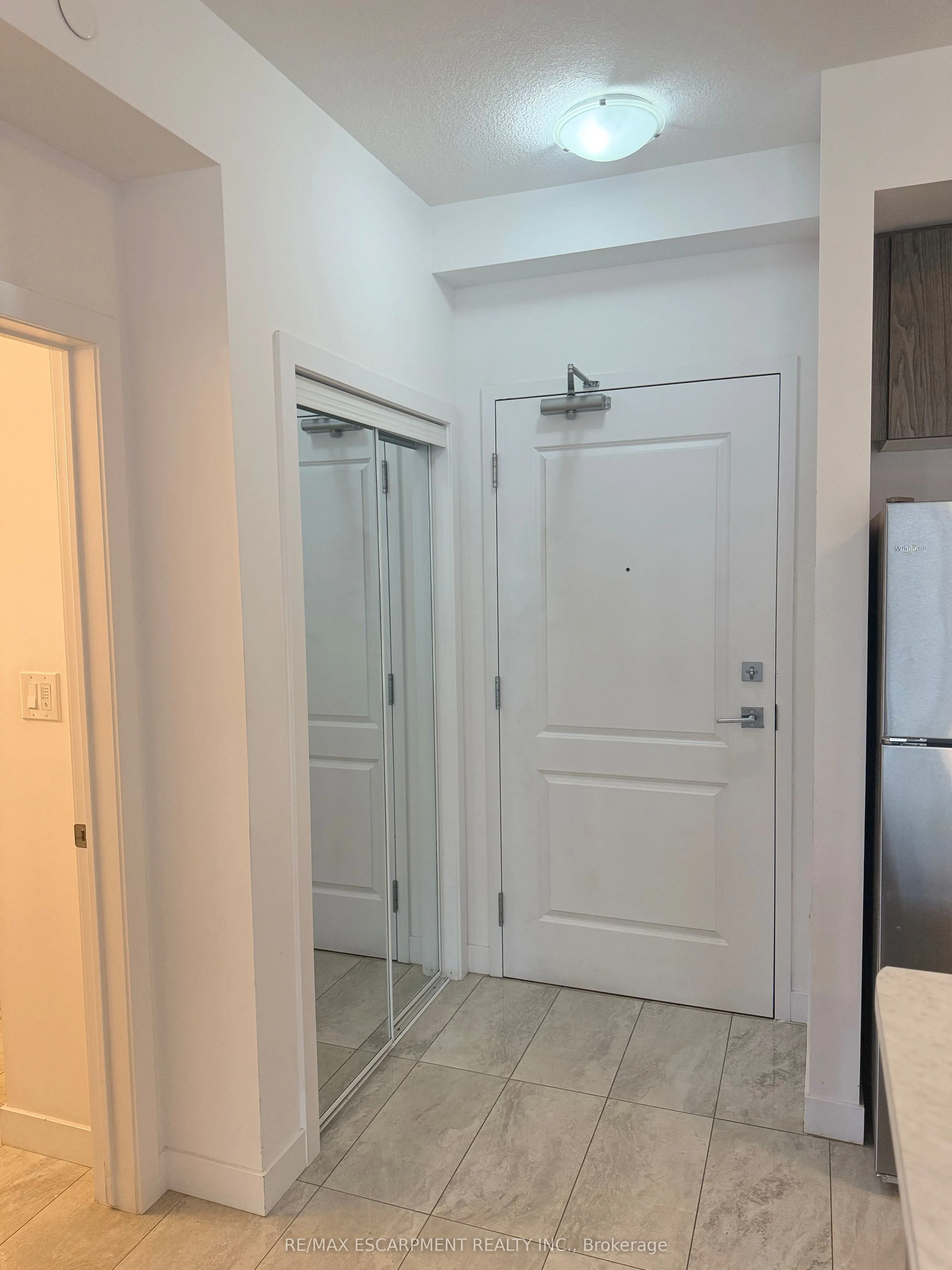 450 Dundas Street, #326