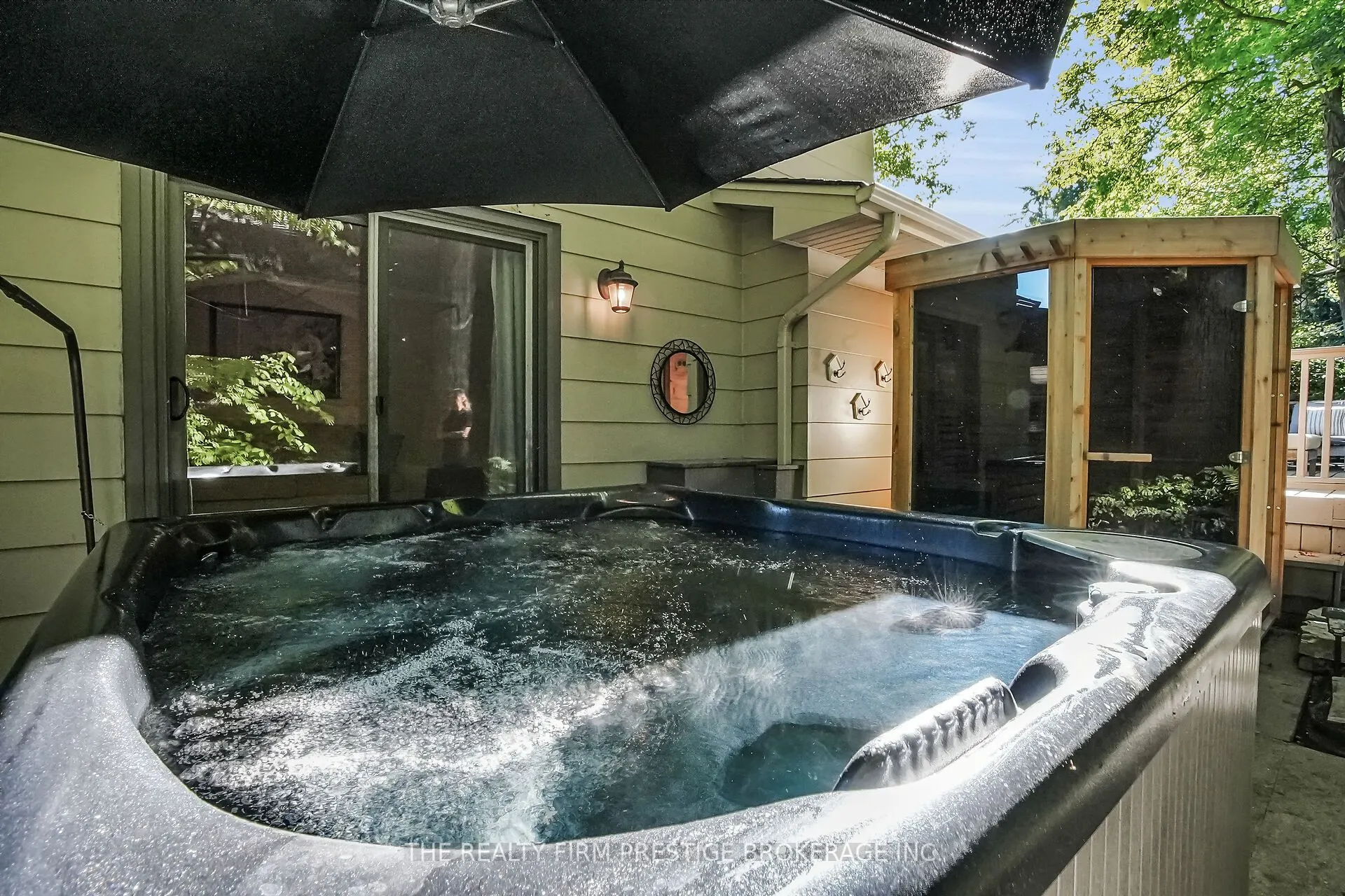 15 Rockford Crescent