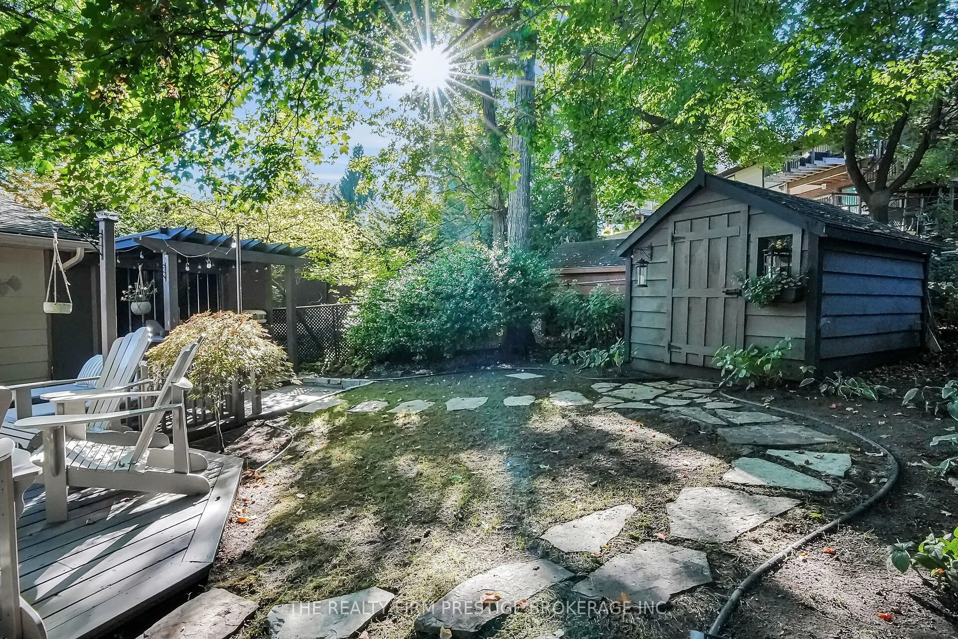 15 Rockford Crescent