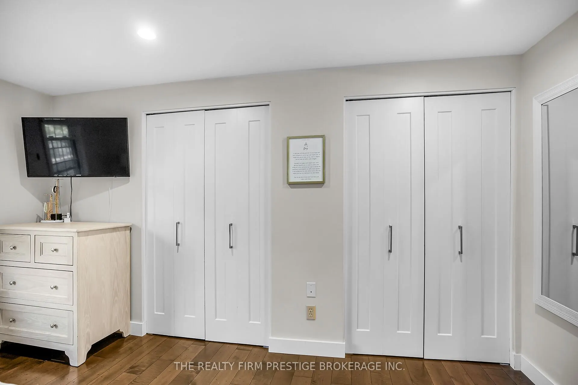 15 Rockford Crescent