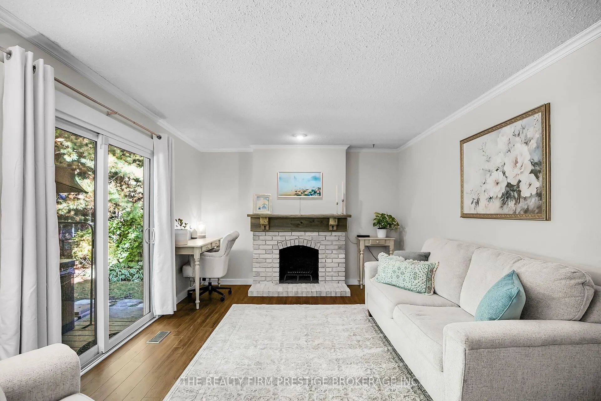 15 Rockford Crescent