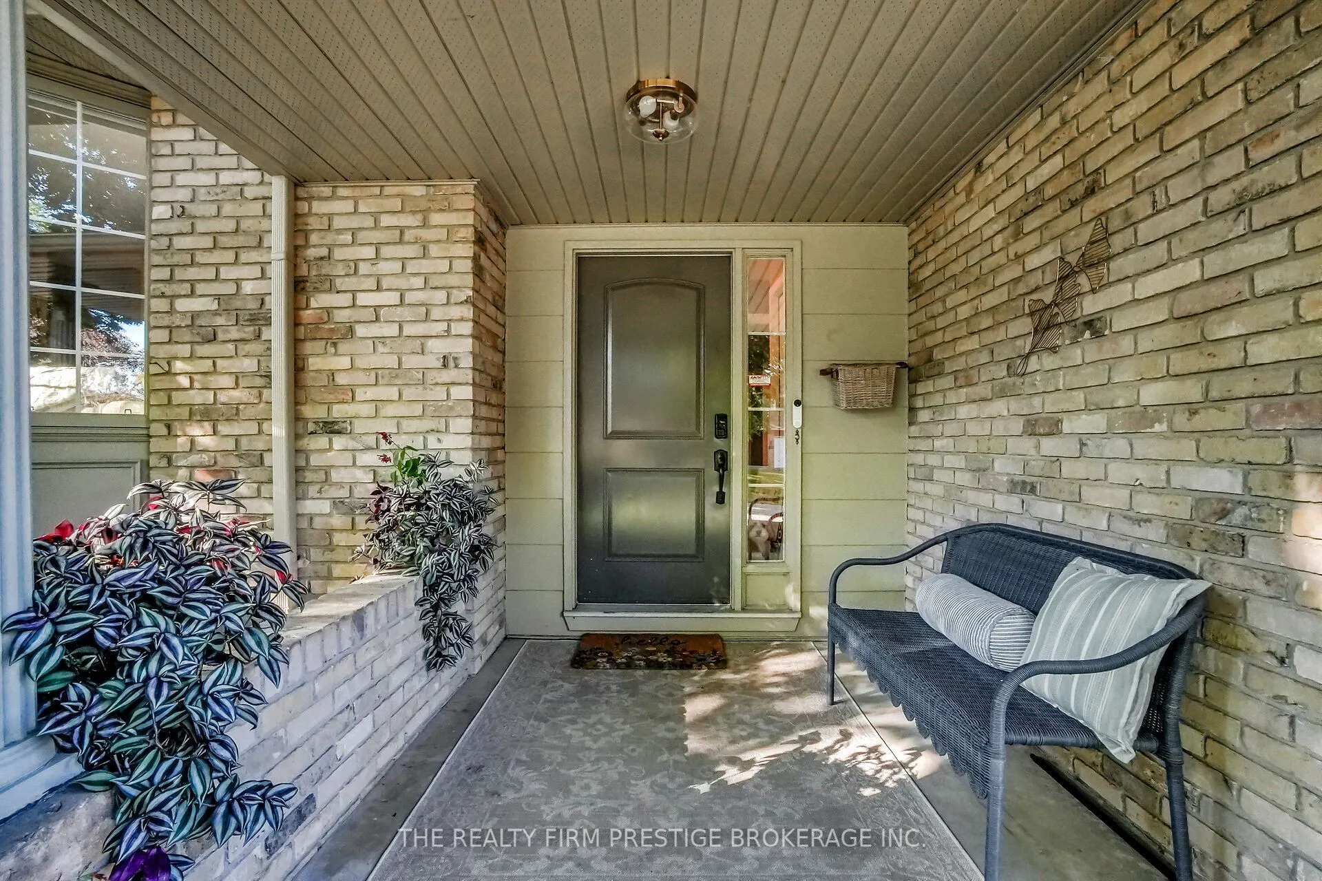 15 Rockford Crescent