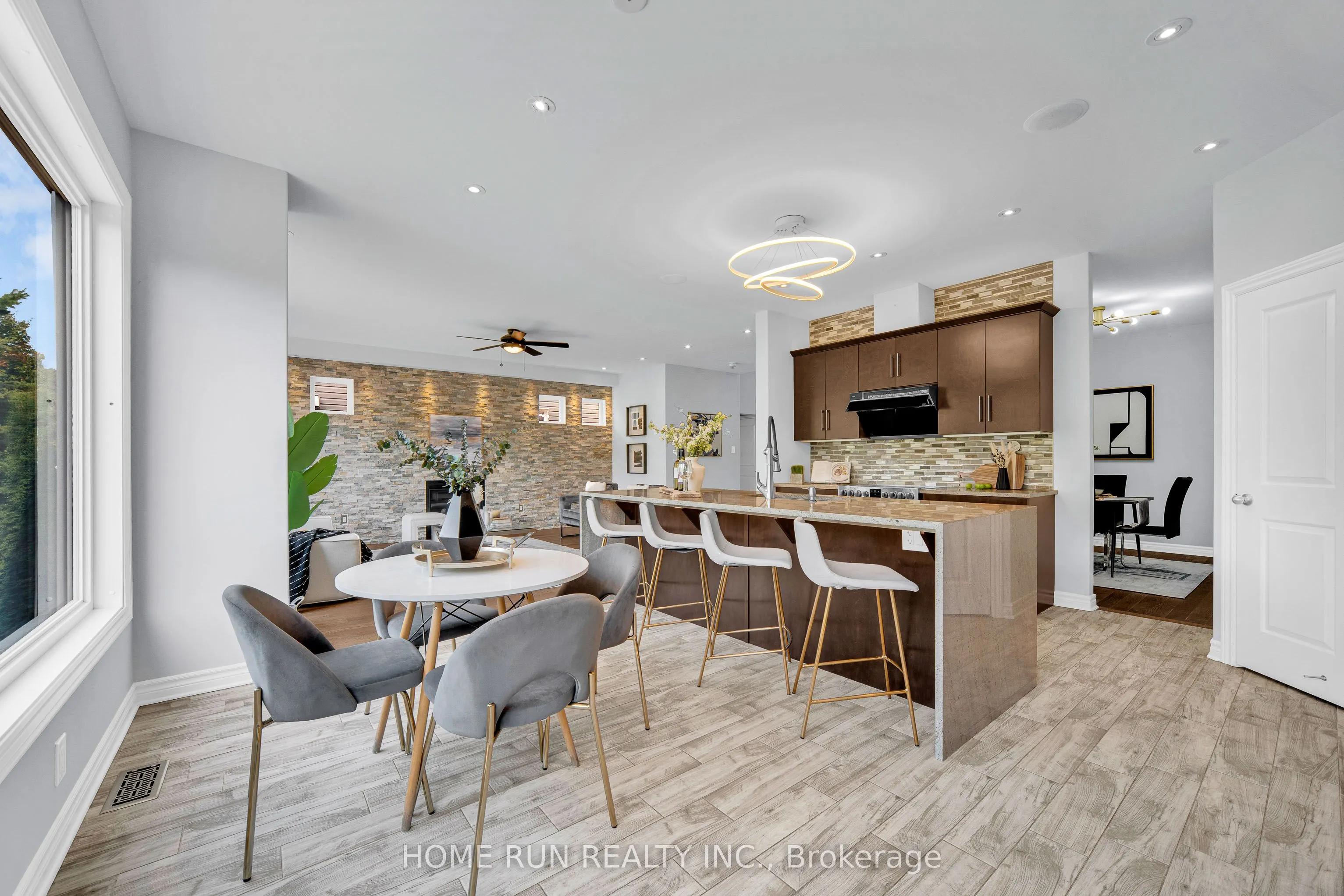 170 Escarpment Crescent