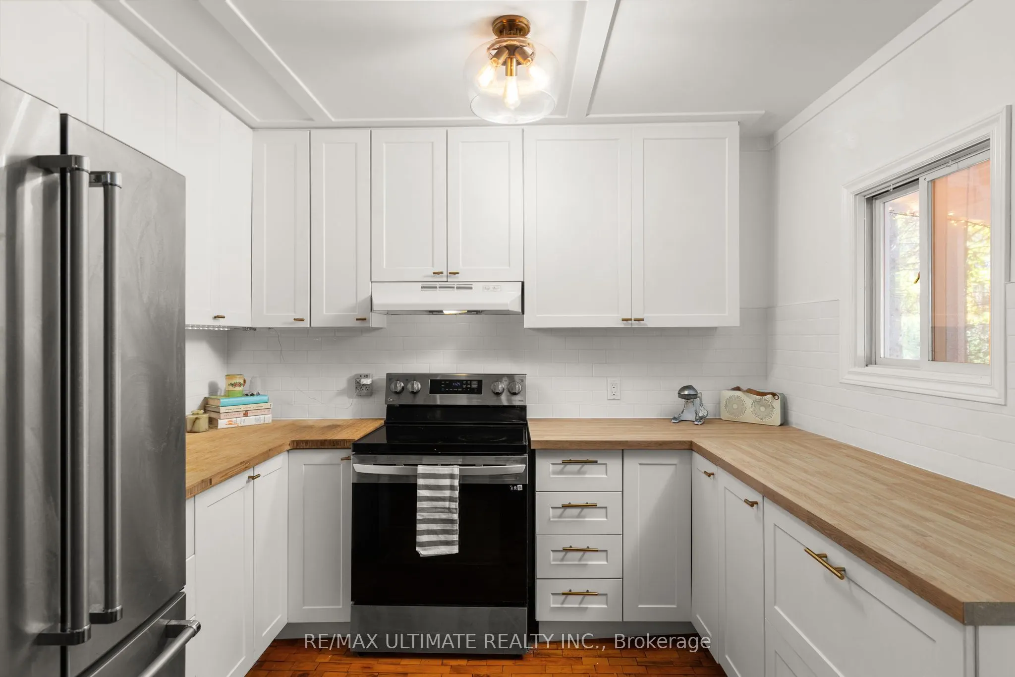 328 Muskoka Rd 10 Road