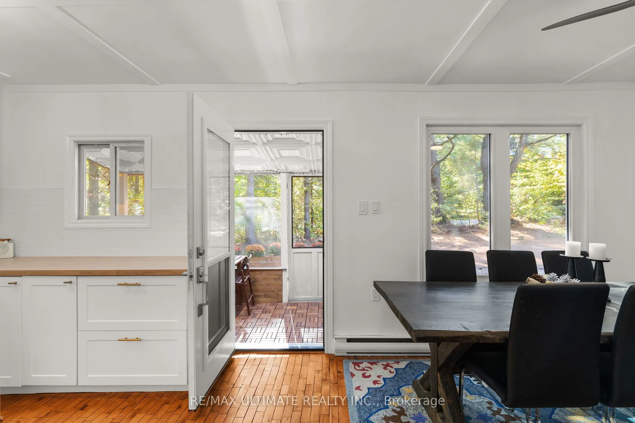 328 Muskoka Rd 10 Road