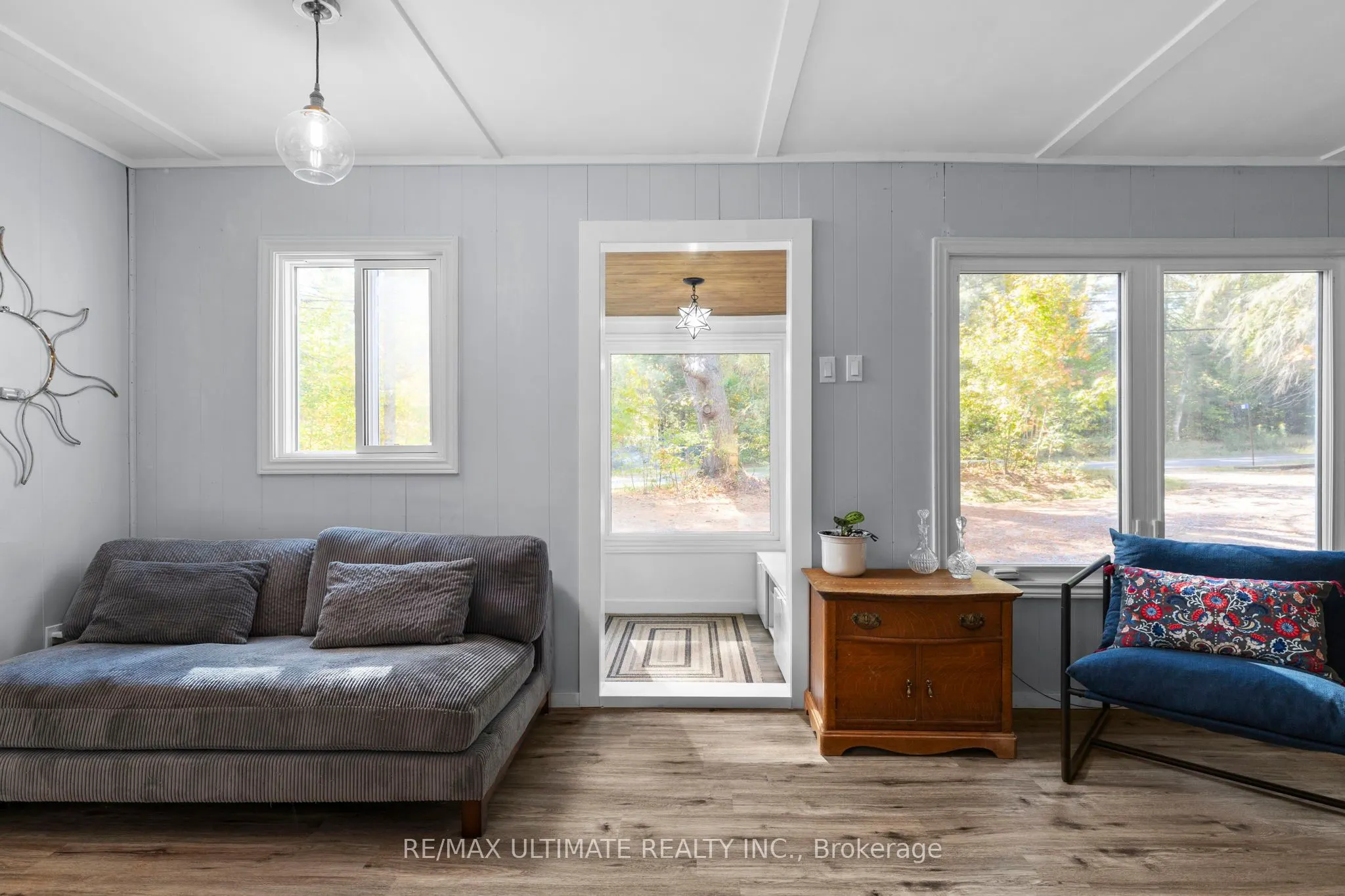 328 Muskoka Rd 10 Road