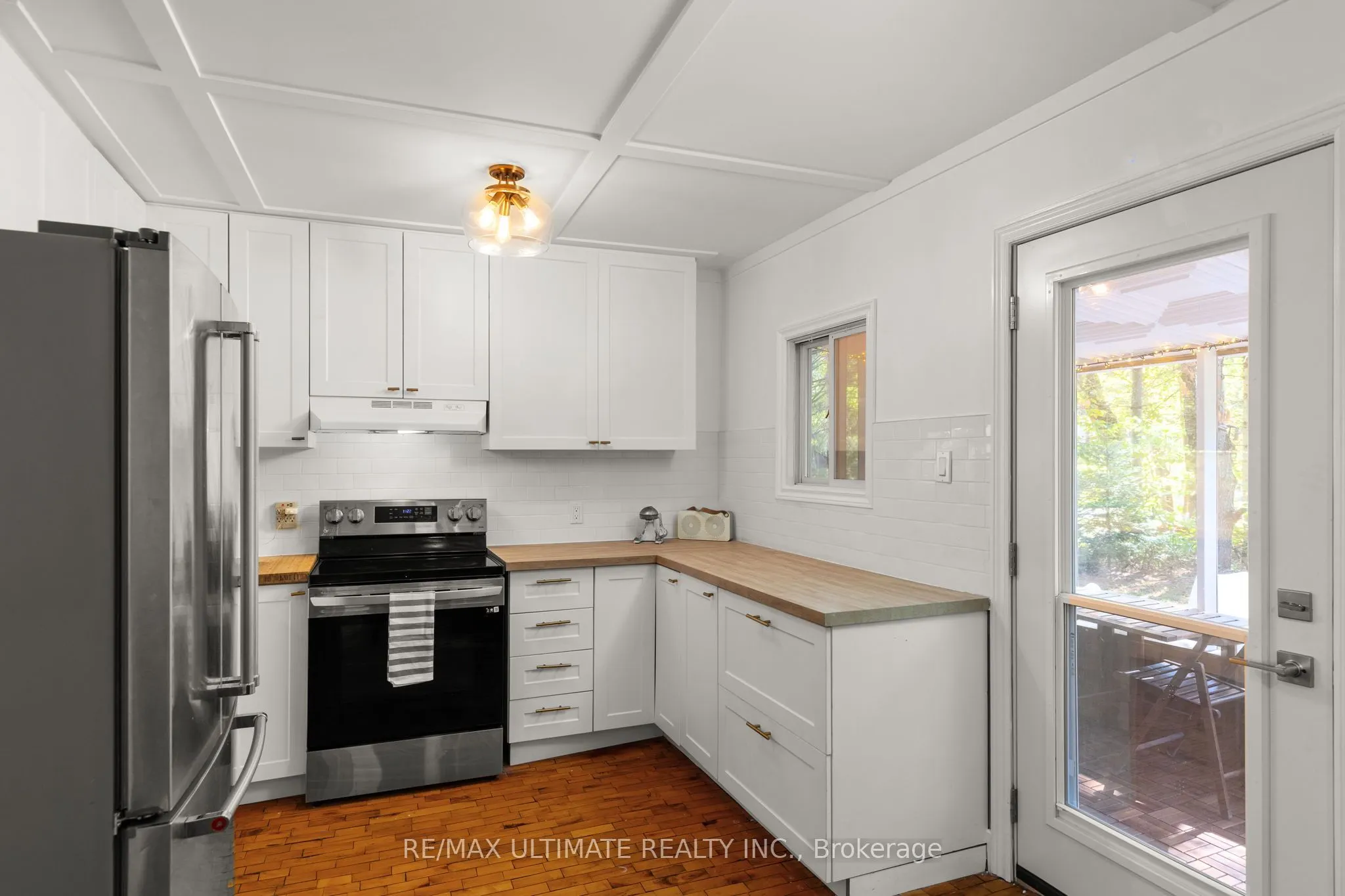 328 Muskoka Rd 10 Road