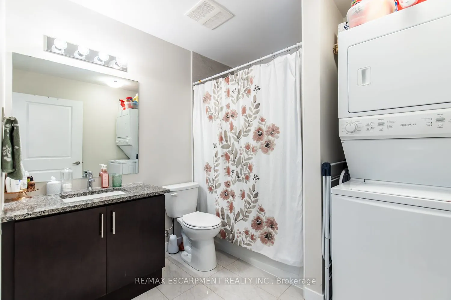 125 Shoreview Place, #116